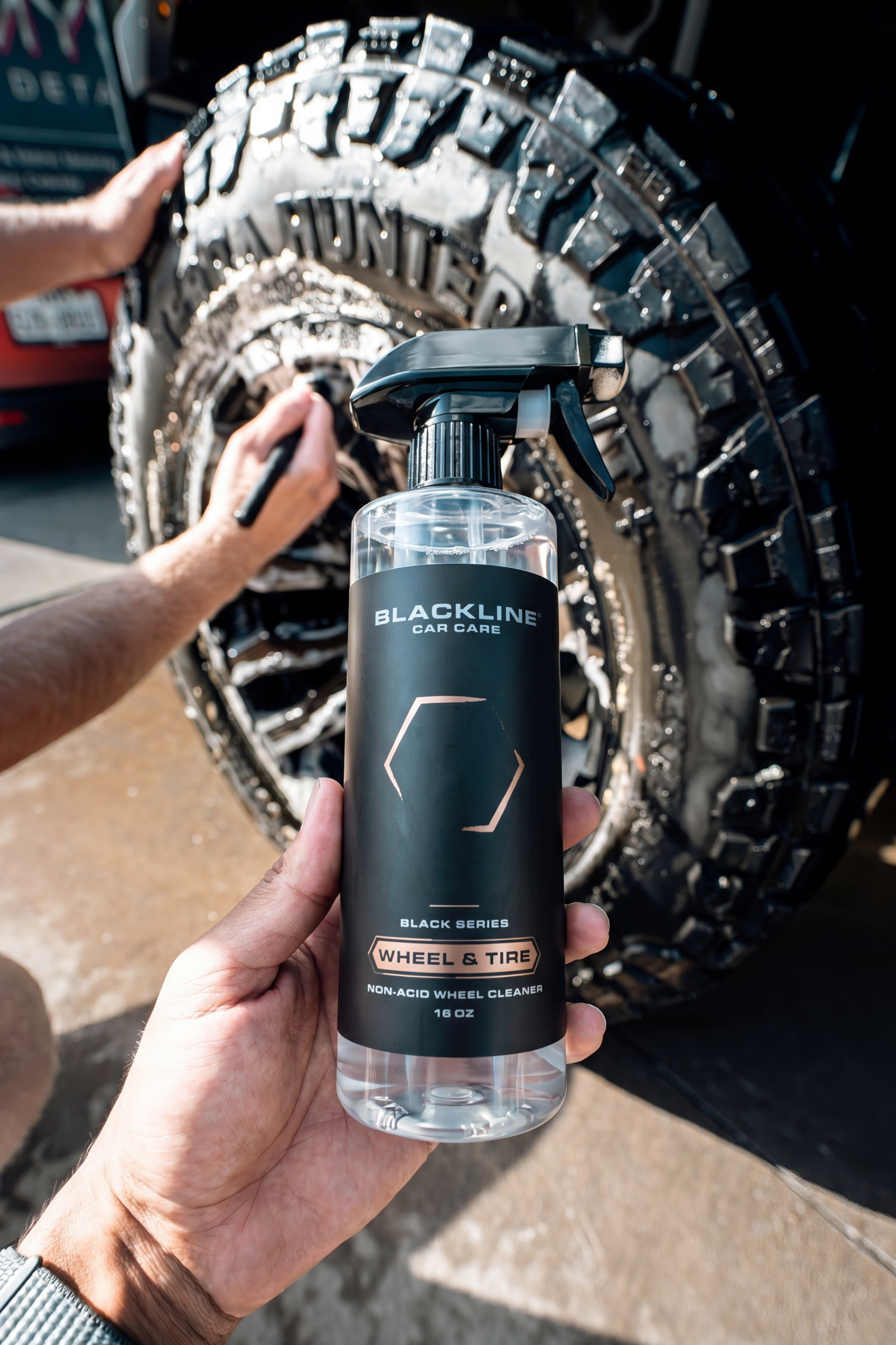 BLACKLINE® Wheel N' Tire Cleaner