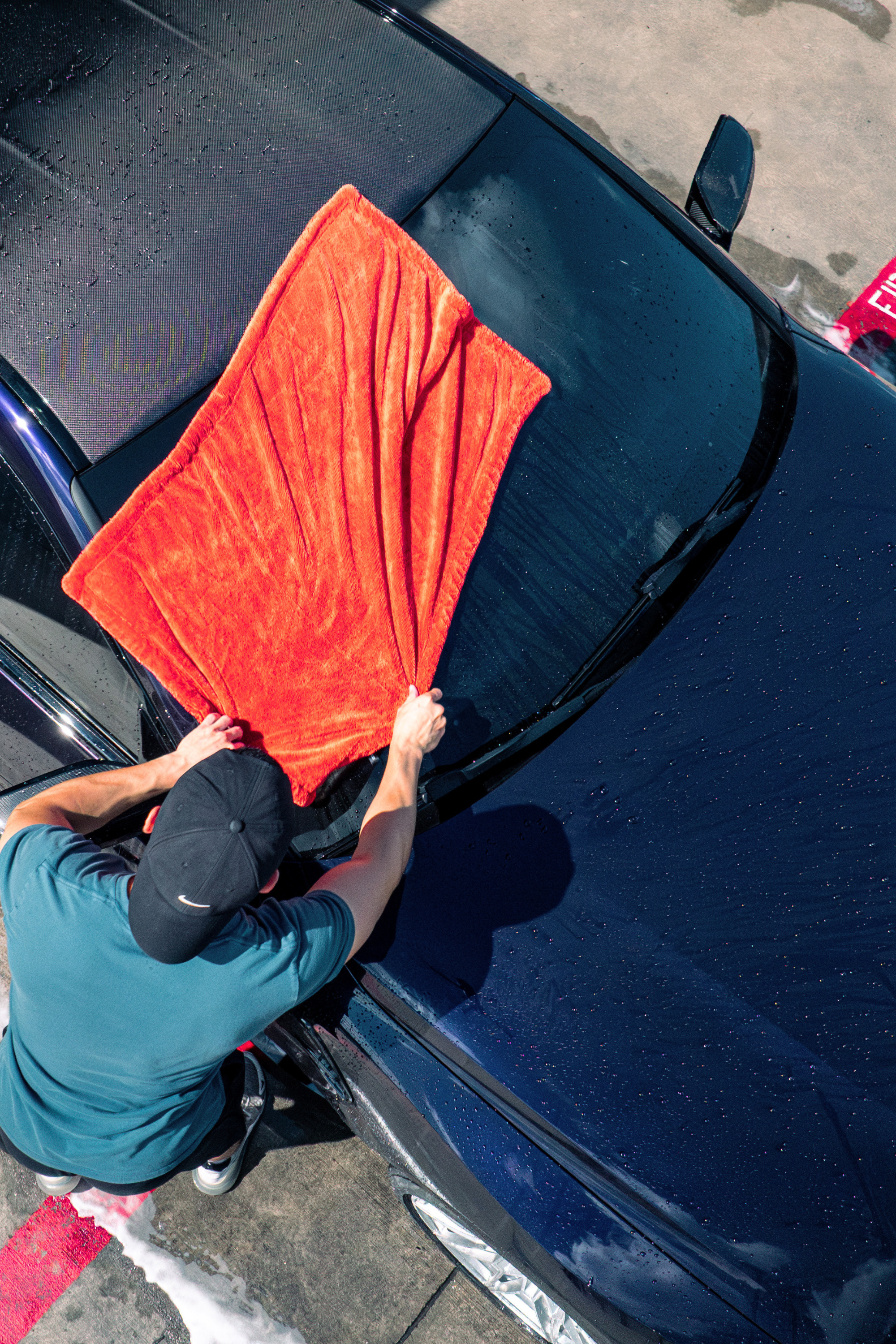 BLACKLINE® Twisted-Loop Drying Towel