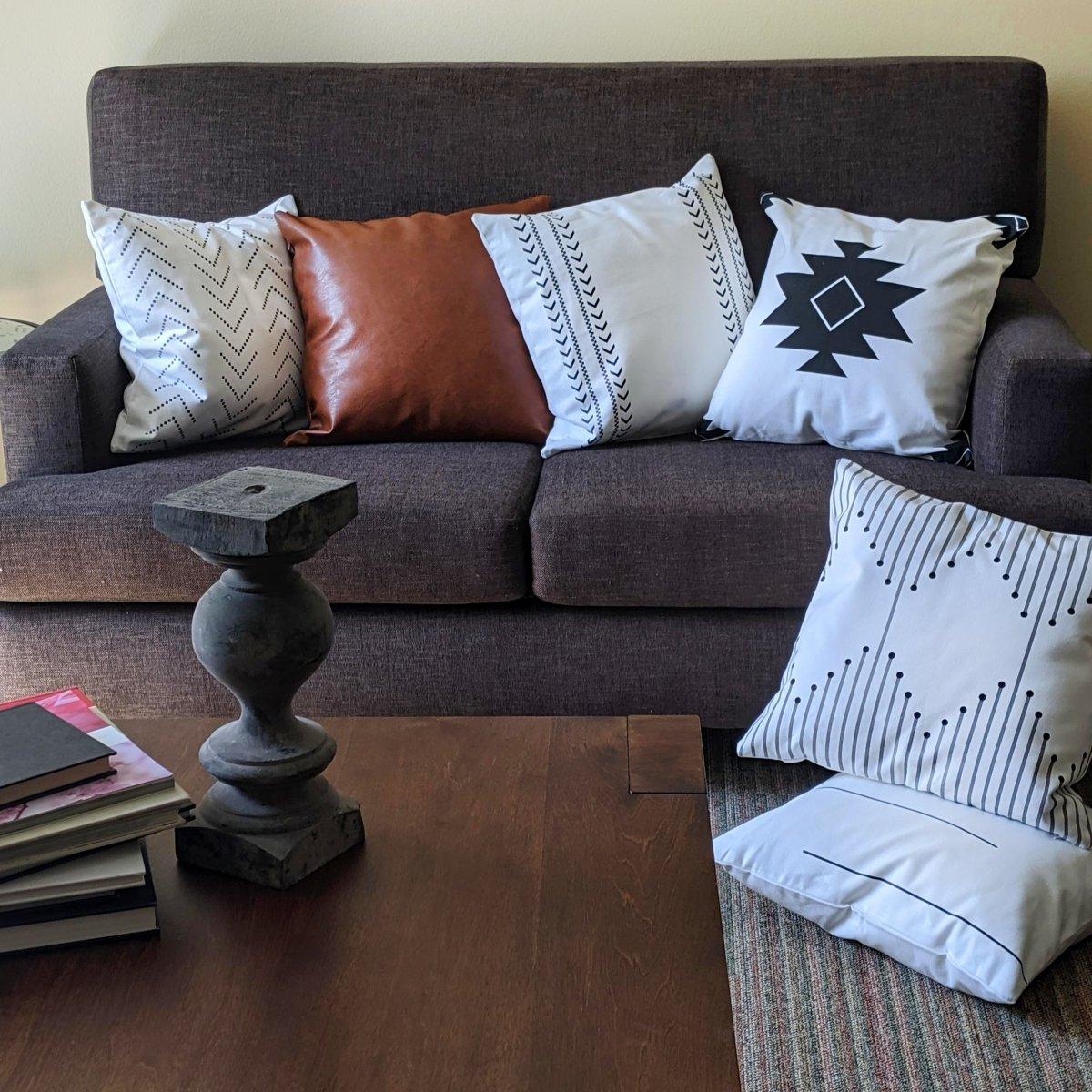 Amber & Farm Pillow Set
