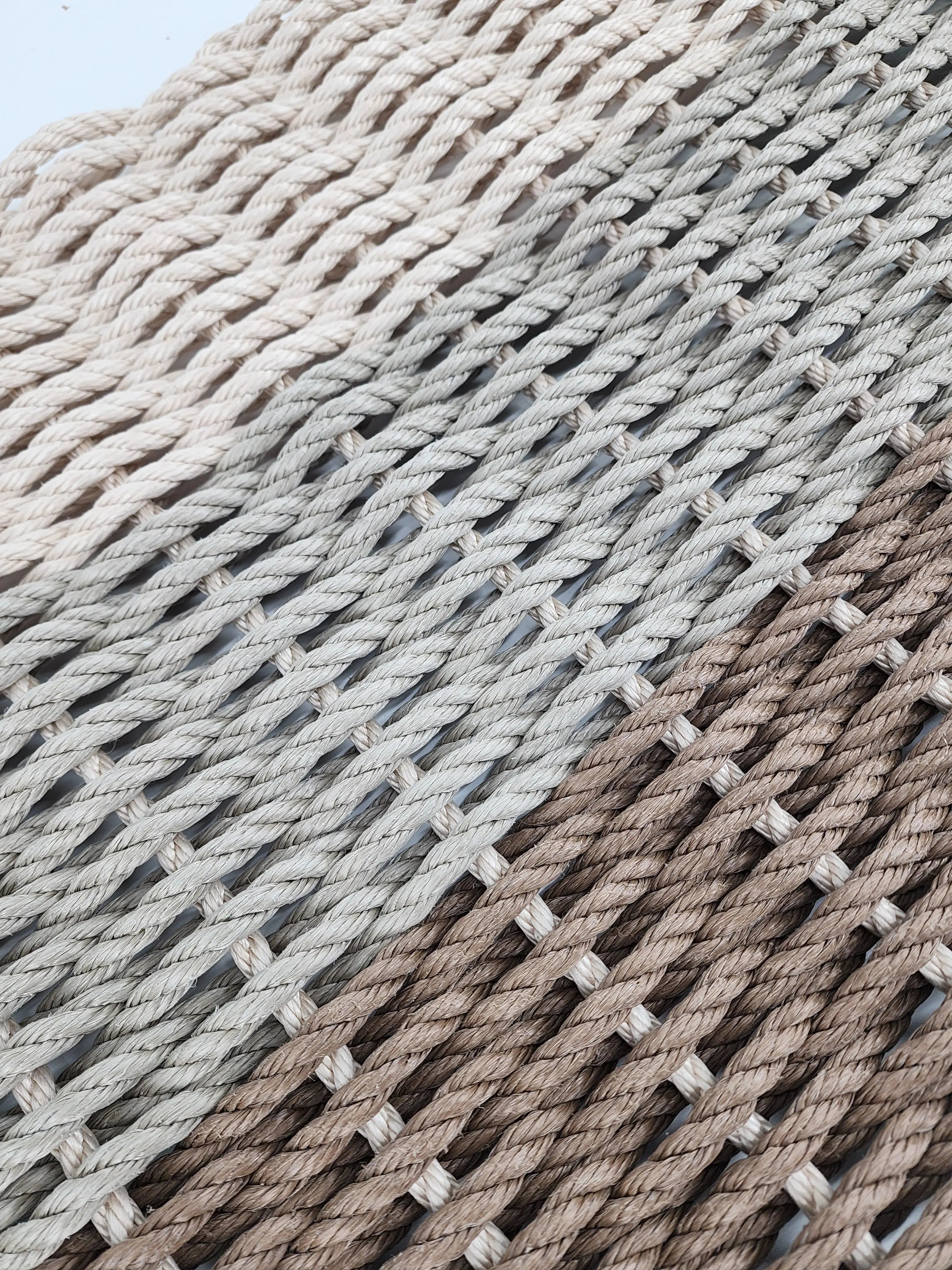 Brown, Tan & Light Tan Ombre Lobster Rope Doormat