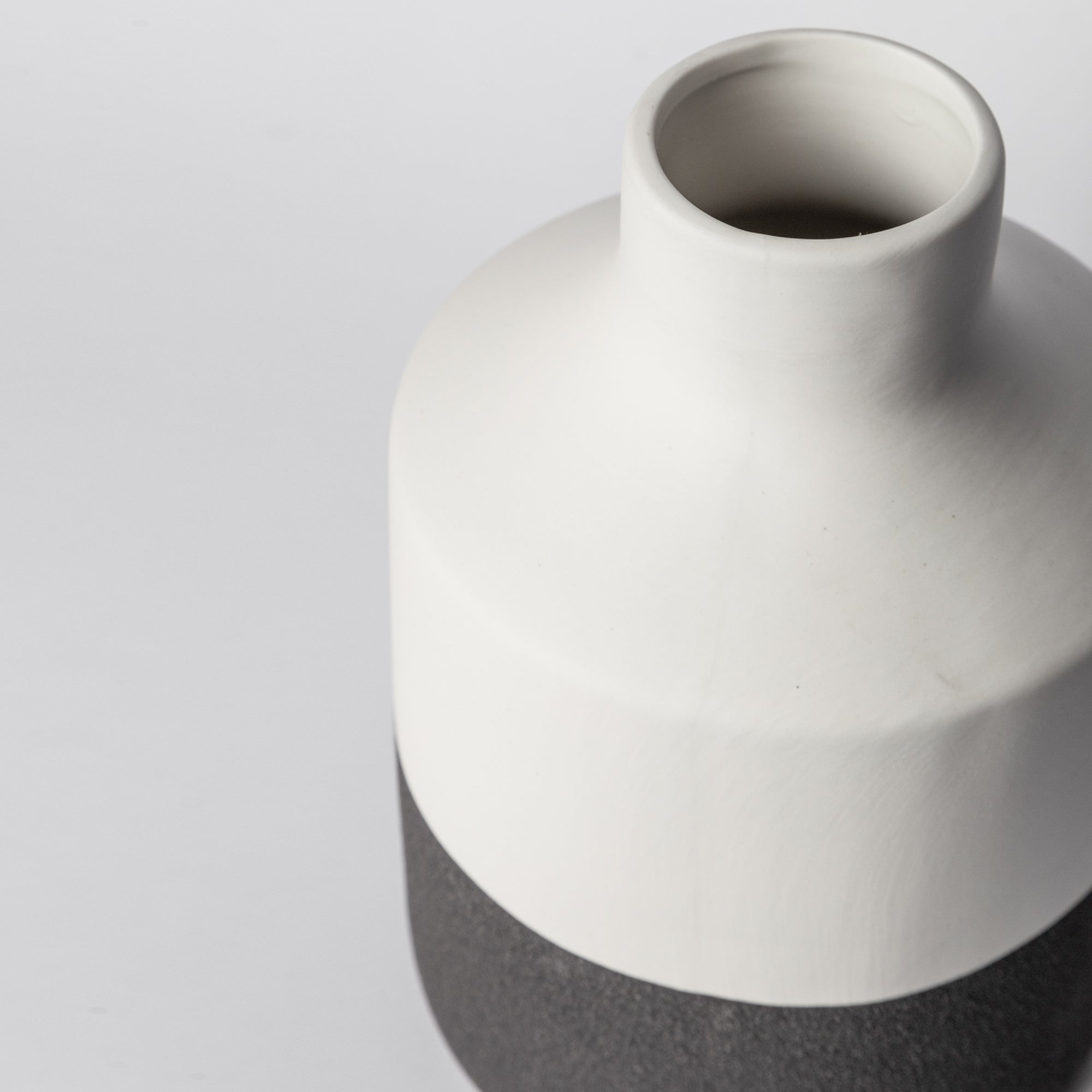 216 ceramic vase lifestyle image