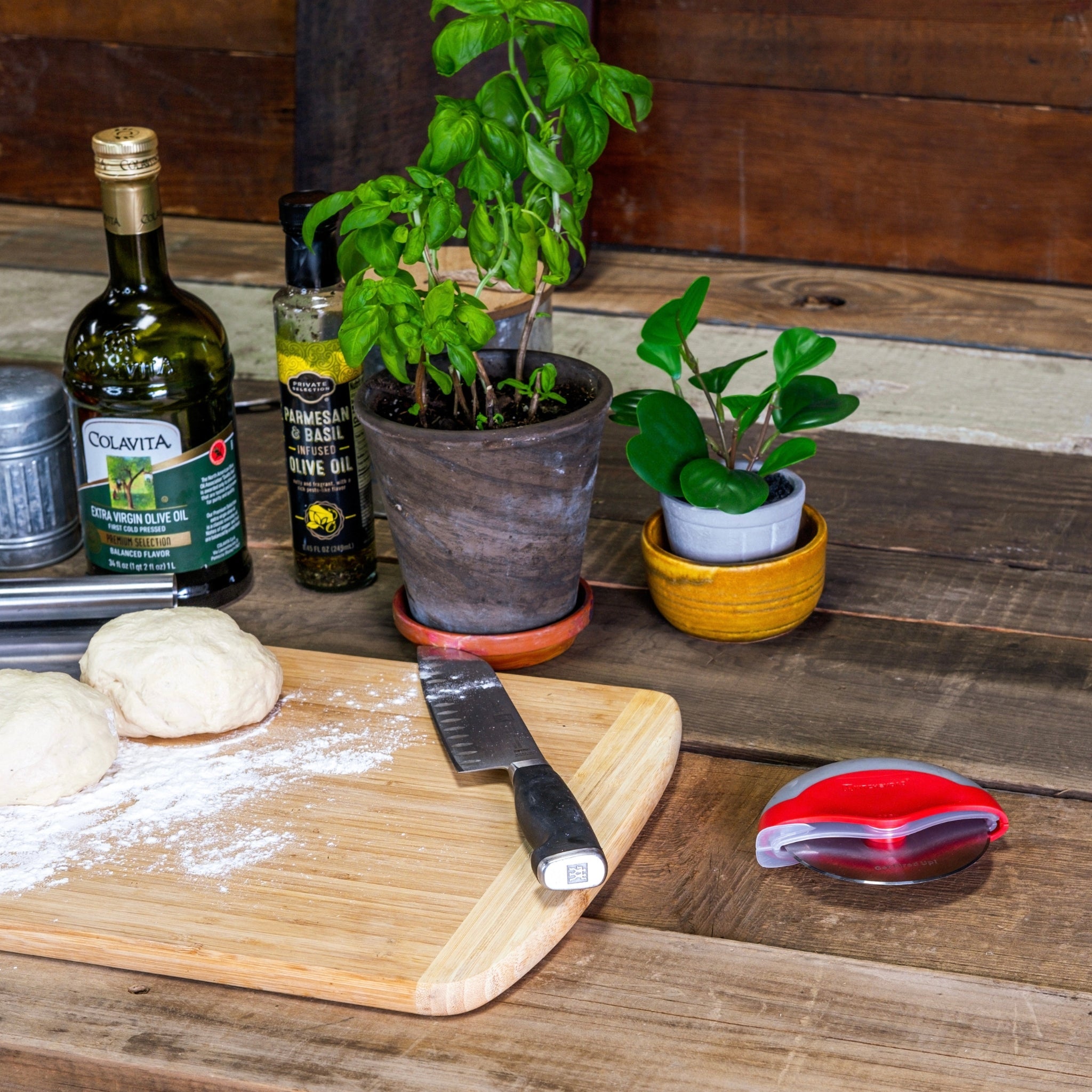 WPPO Pizza Cutter With Removable Safety Shield