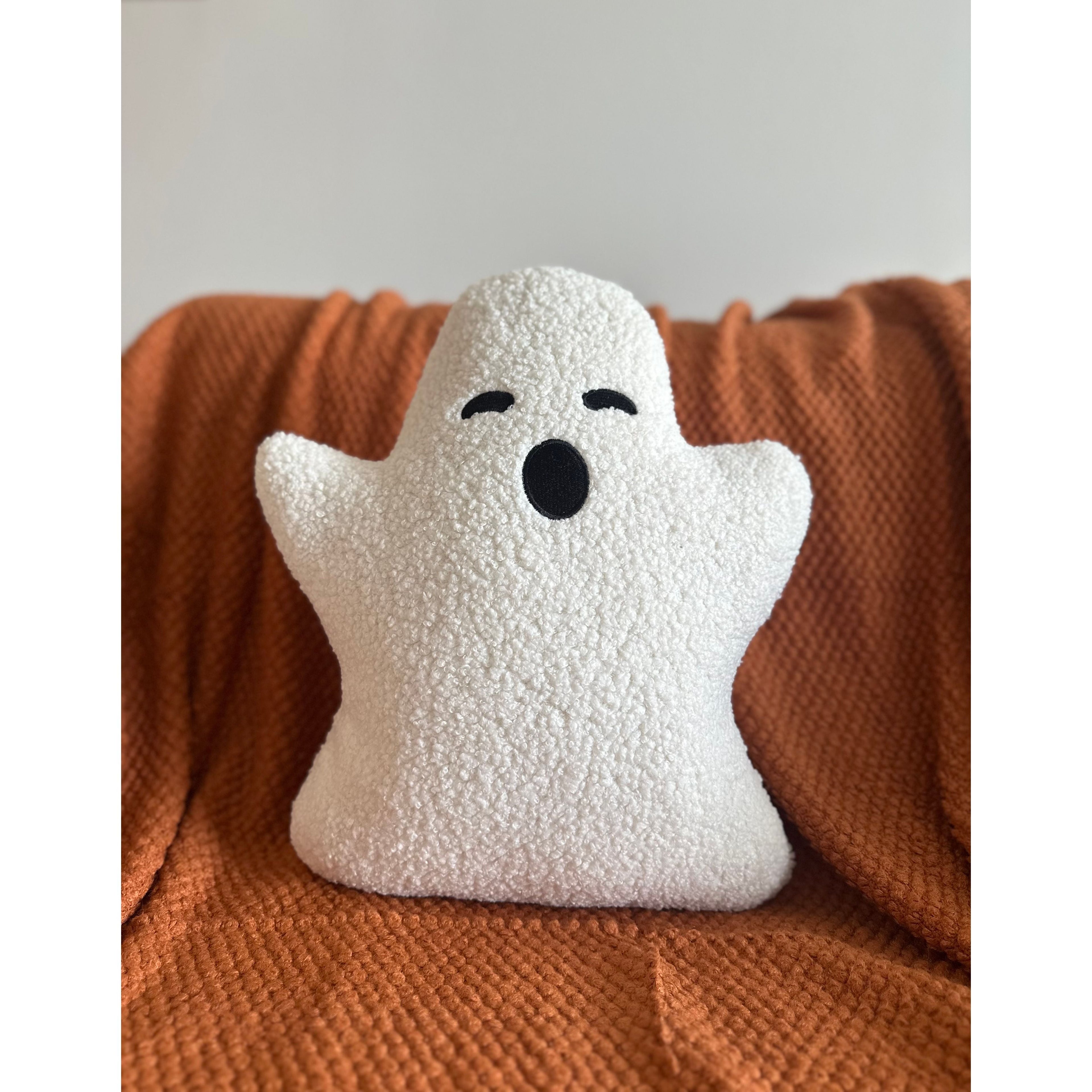 Sherpa Ghost Pillow – alternate product view