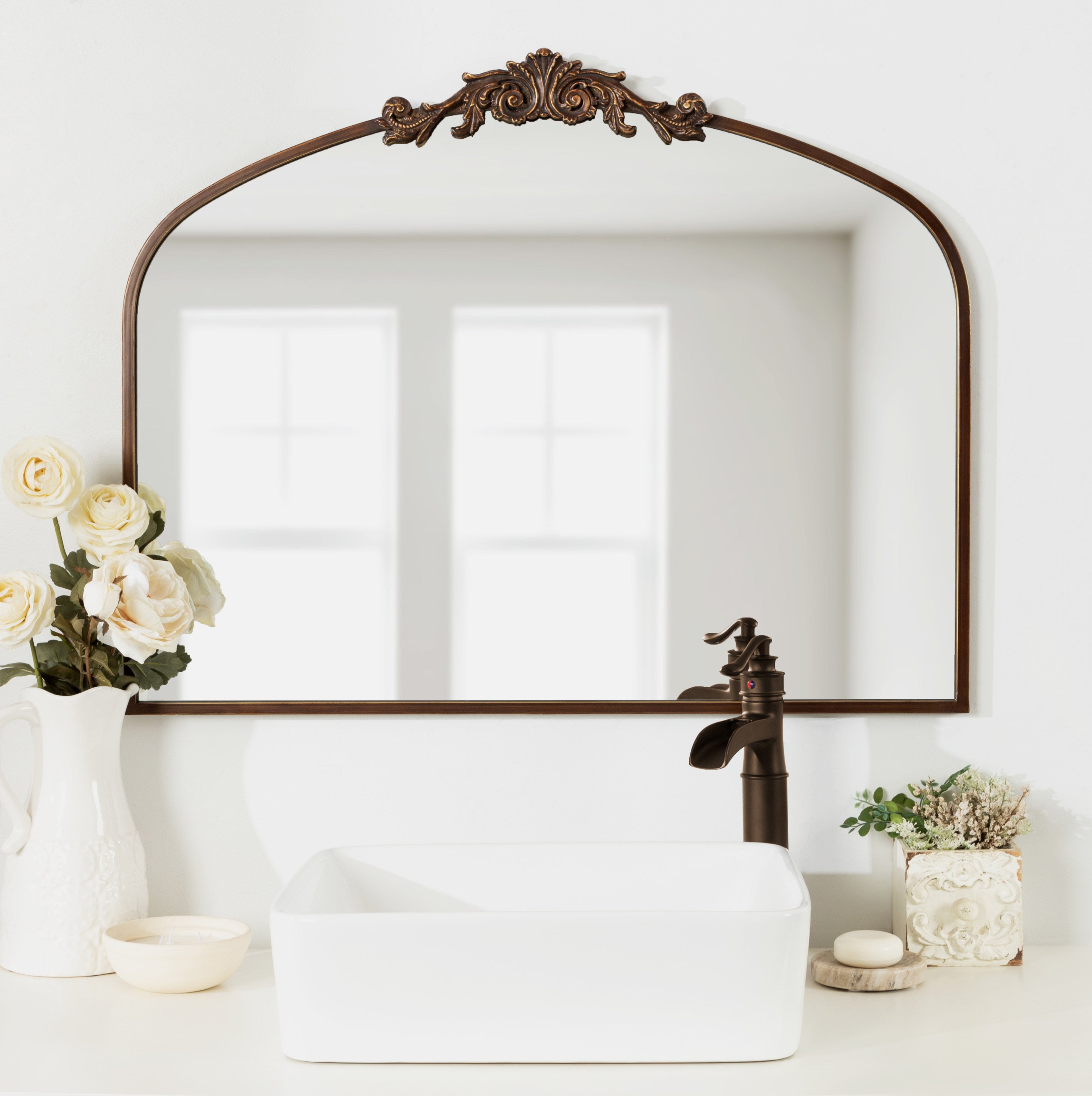 Arendahl Traditional Arch Mirror – alternate product view