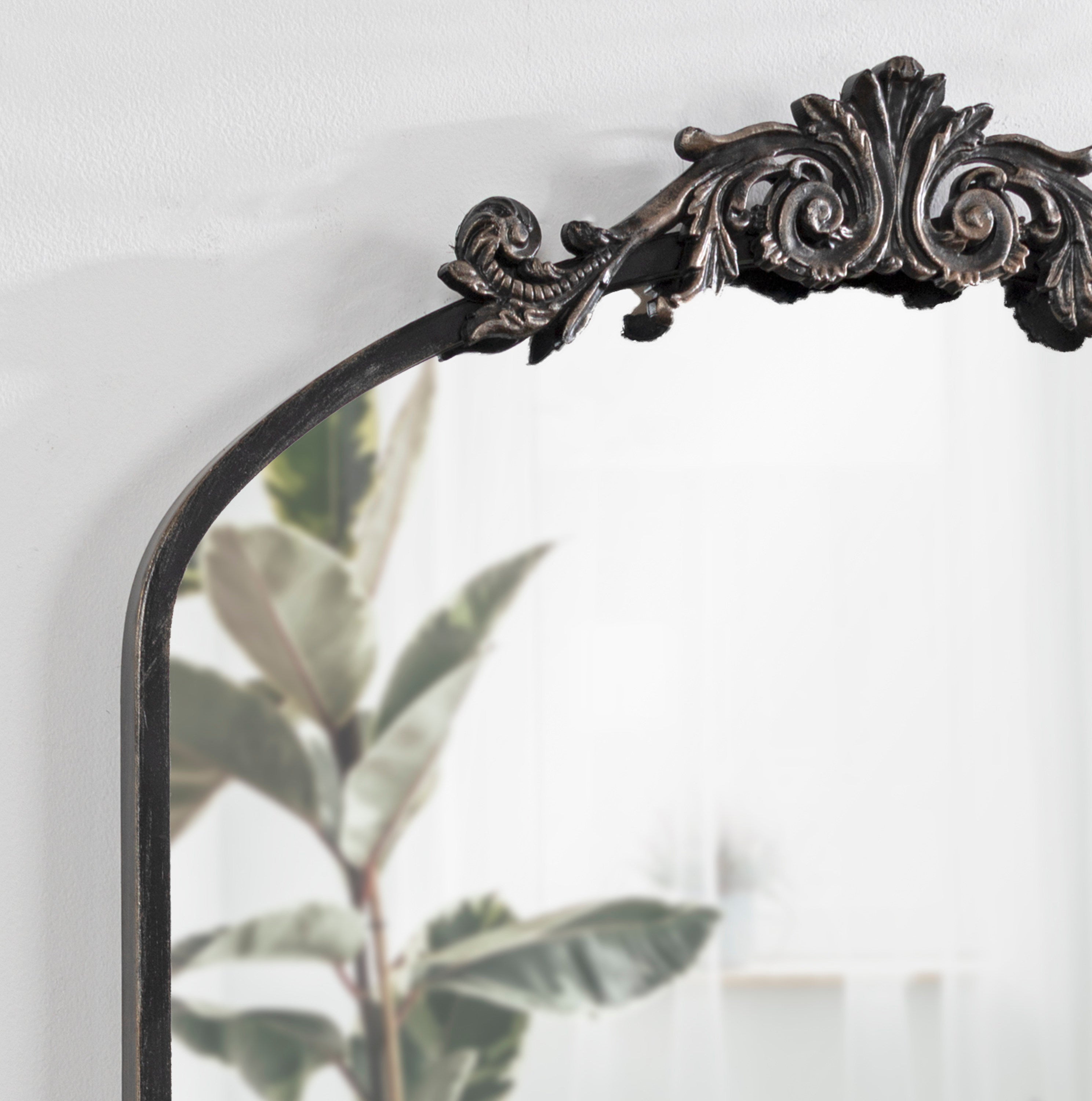 Arendahl Traditional Arch Mirror – alternate product view