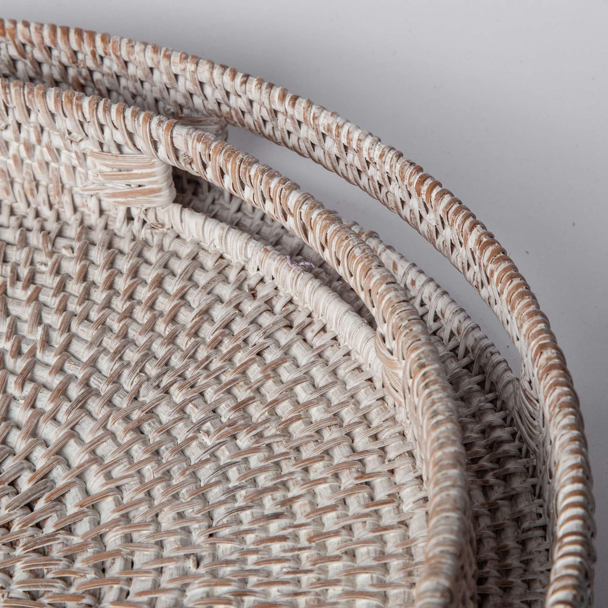 404 round rattan tray detail