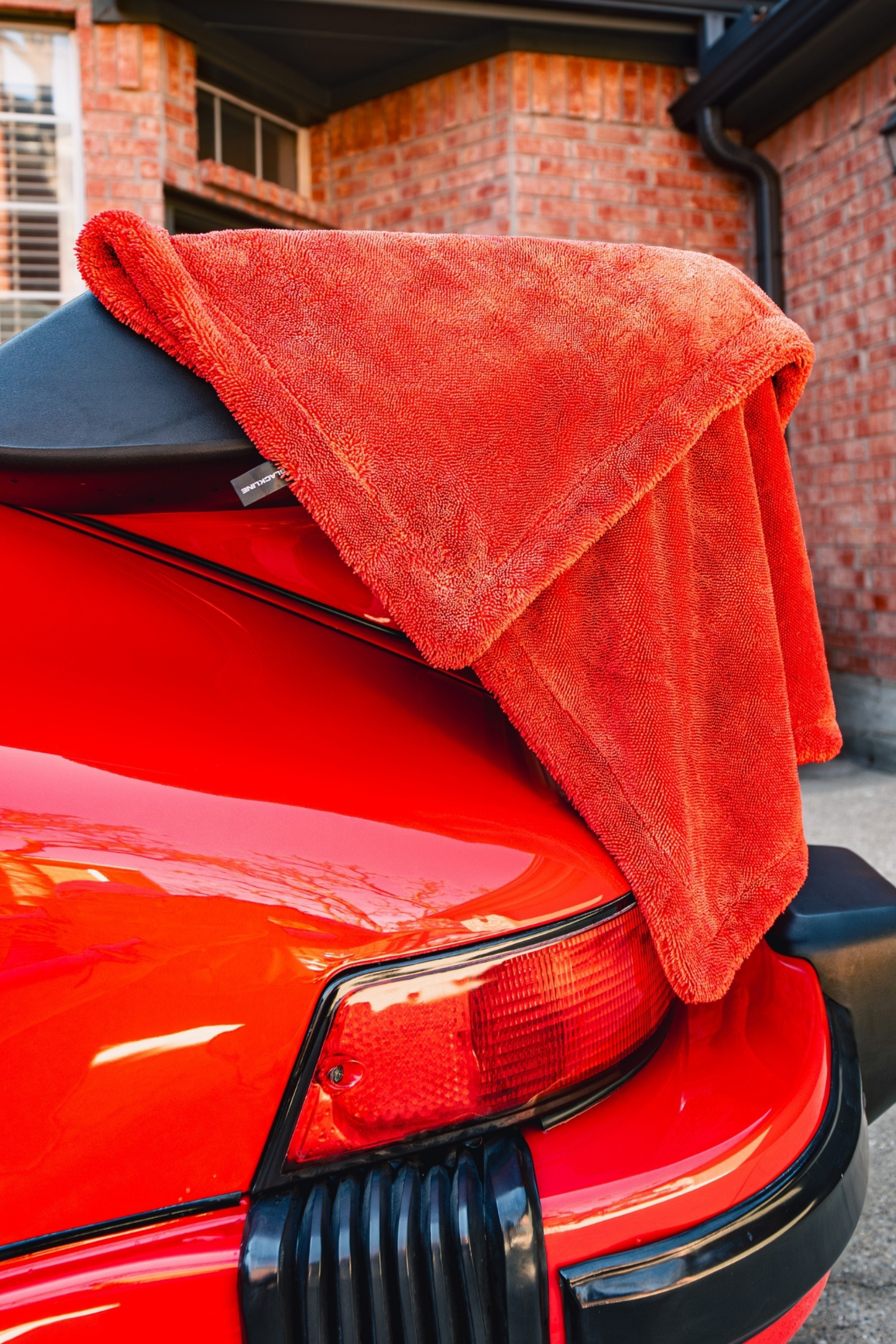 BLACKLINE® Twisted-Loop Drying Towel