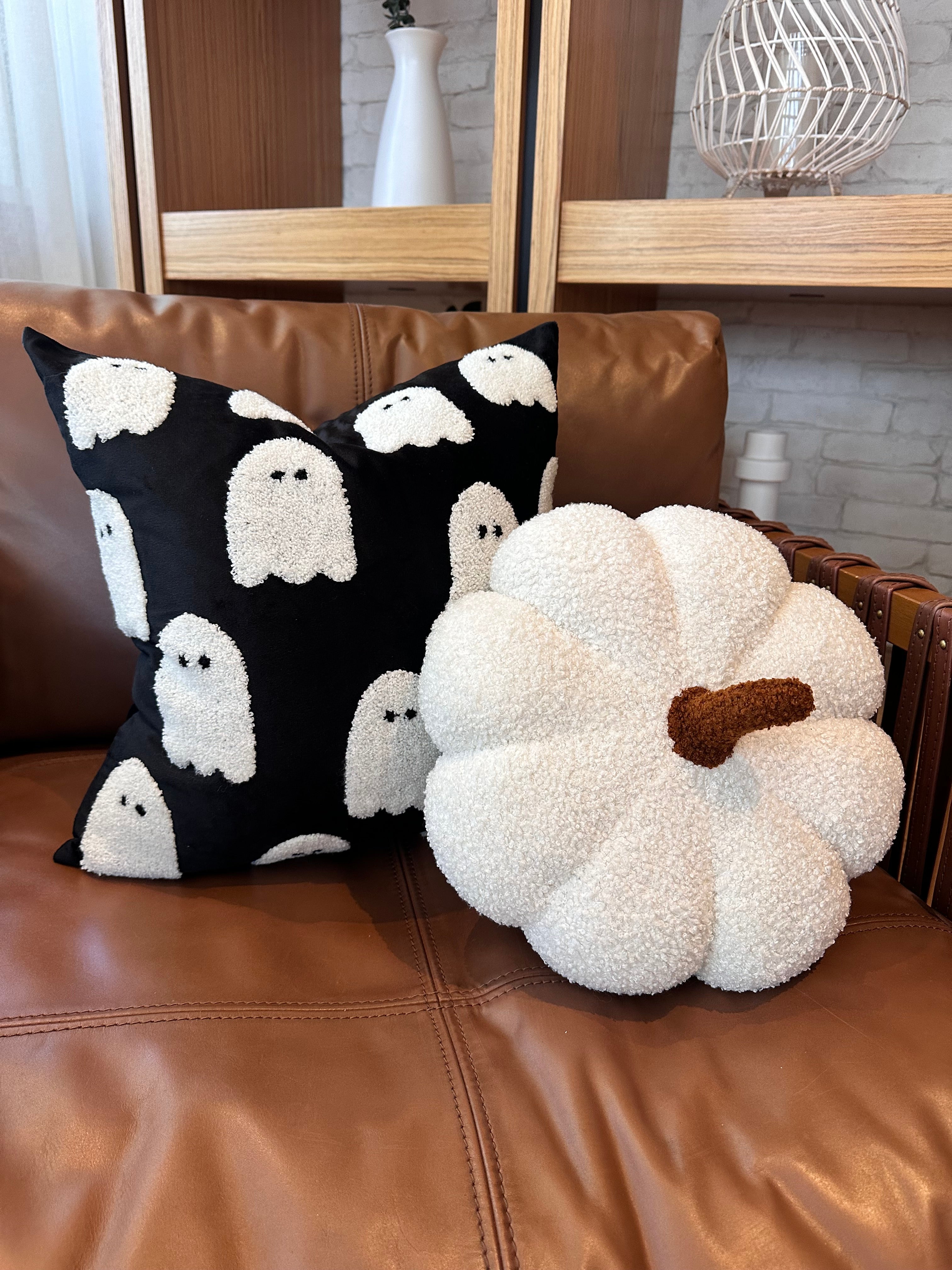 11" Jumbo Sherpa Ivory Pumpkin Pillow – alternate product view