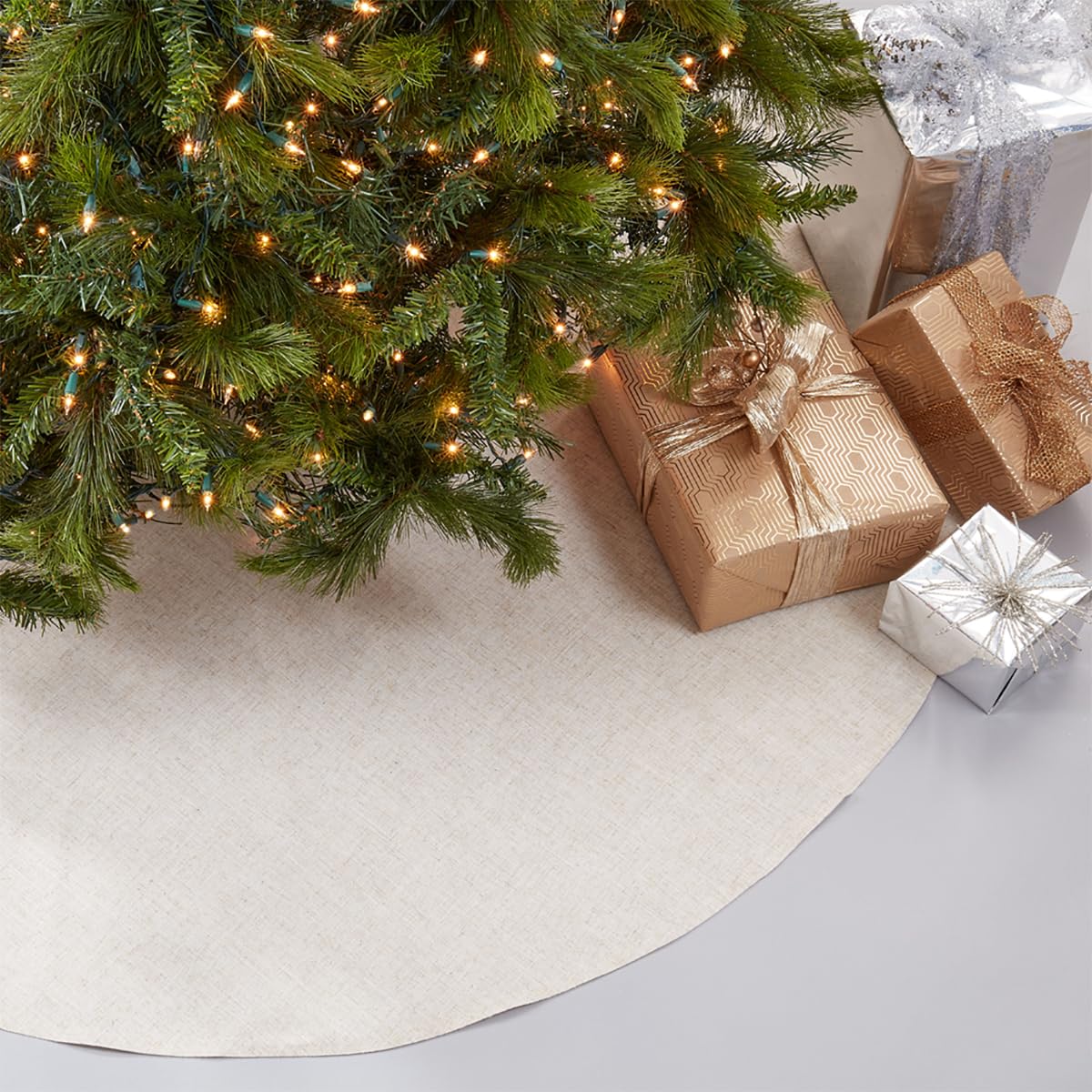 Red Piping Linen-Blend Christmas Tree Skirt — 56"