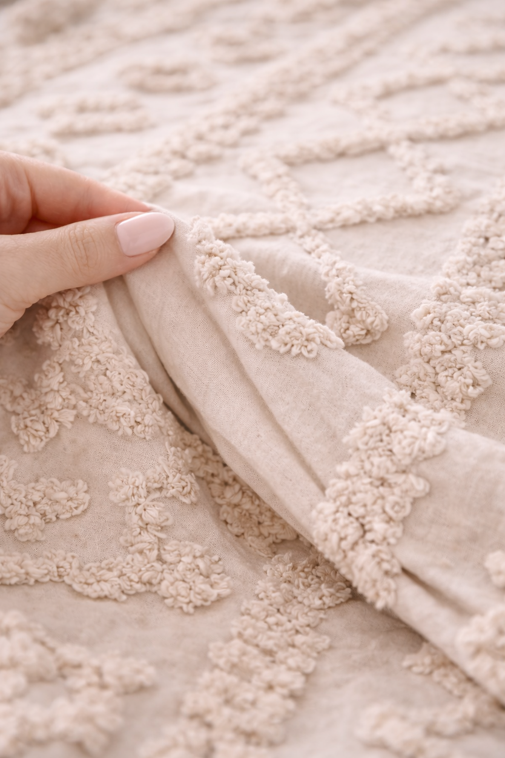 Sonoma Tufted Duvet Cover Set – alternate product view