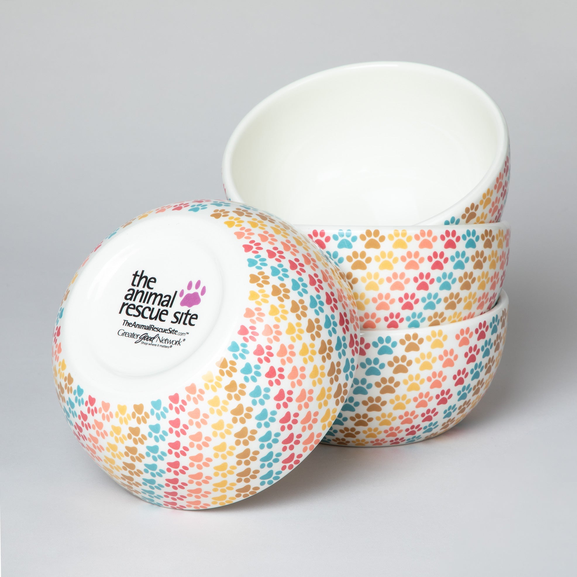 Ceramic paw-design bowl detail
