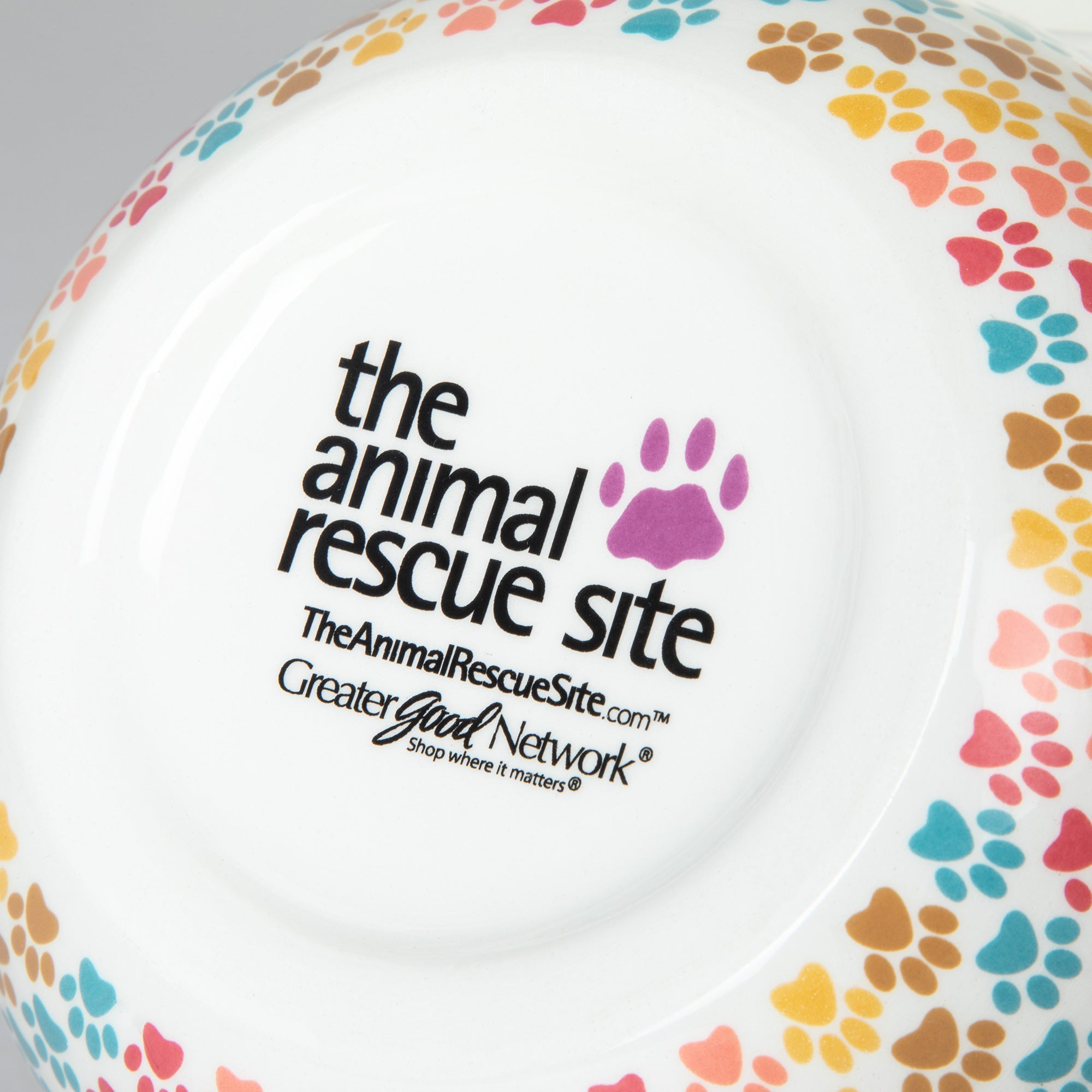 Ceramic paw bowl glossy finish detail