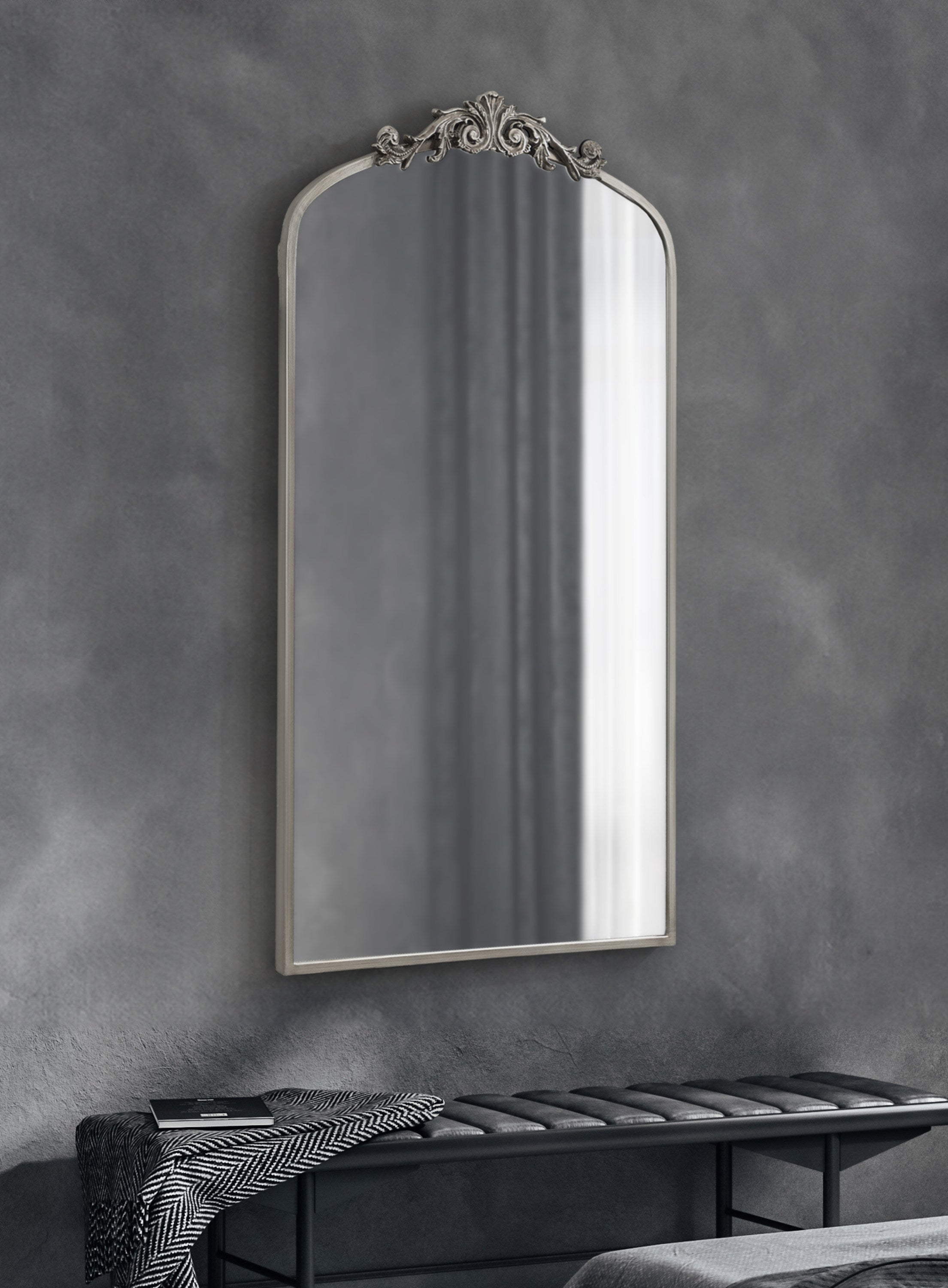 Arendahl Traditional Arch Mirror – alternate product view