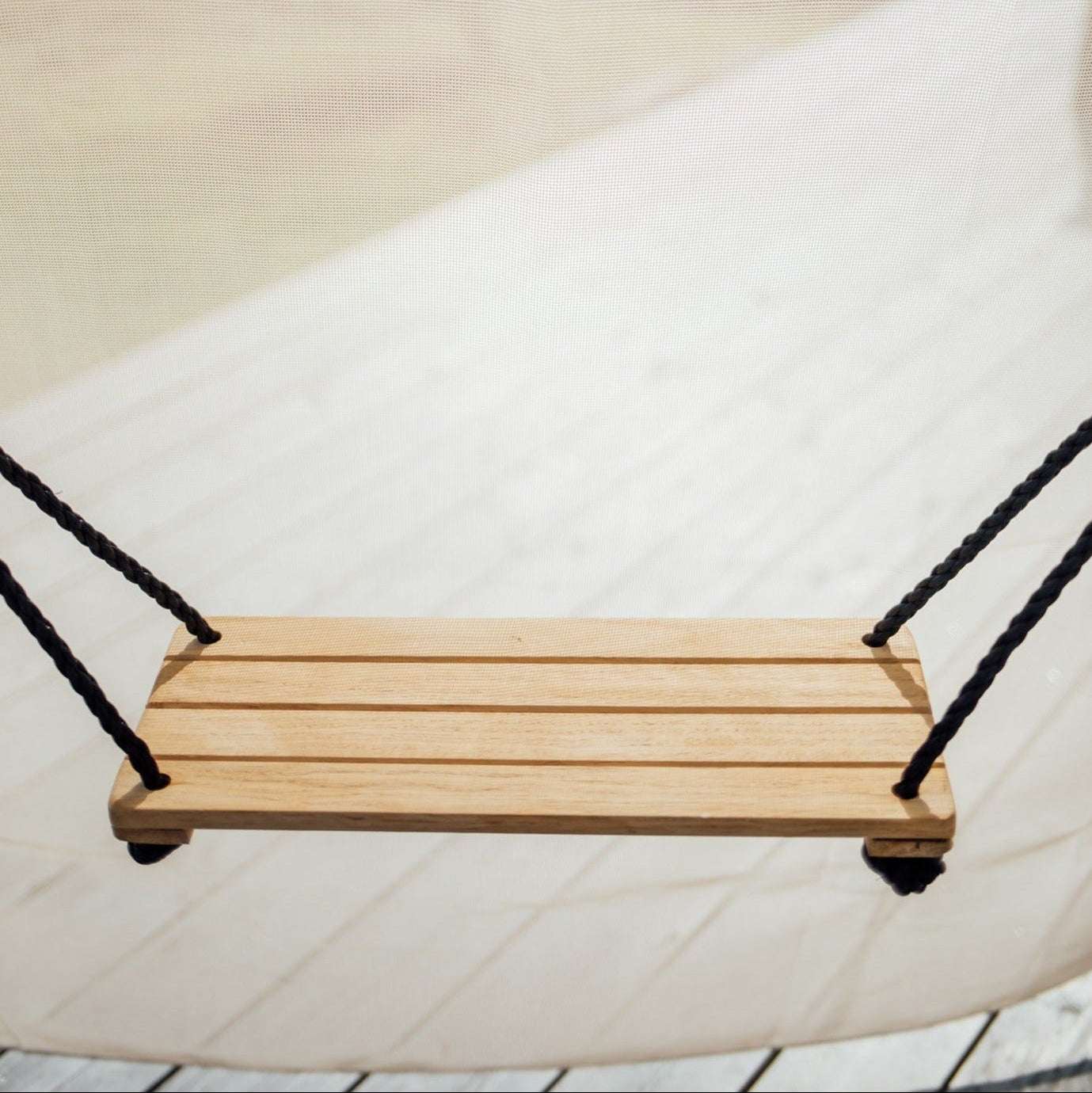 Bijou Rest Hanging Table