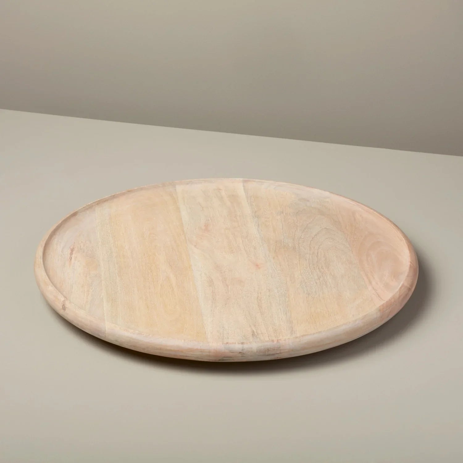 Darian round mango wood lazy Susan