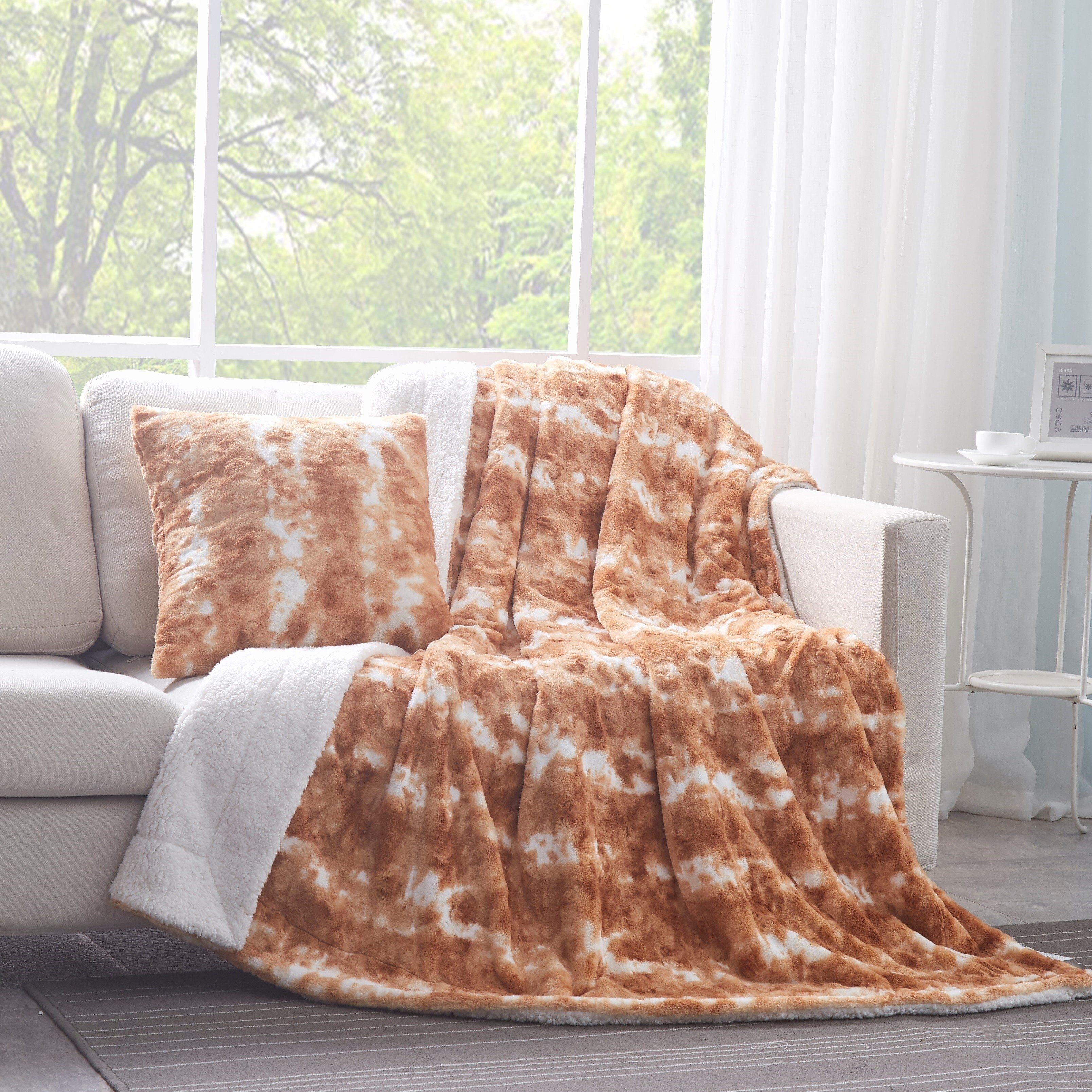 DaDa Bedding Amber Orange Brown Faux Fur Pillow Cover