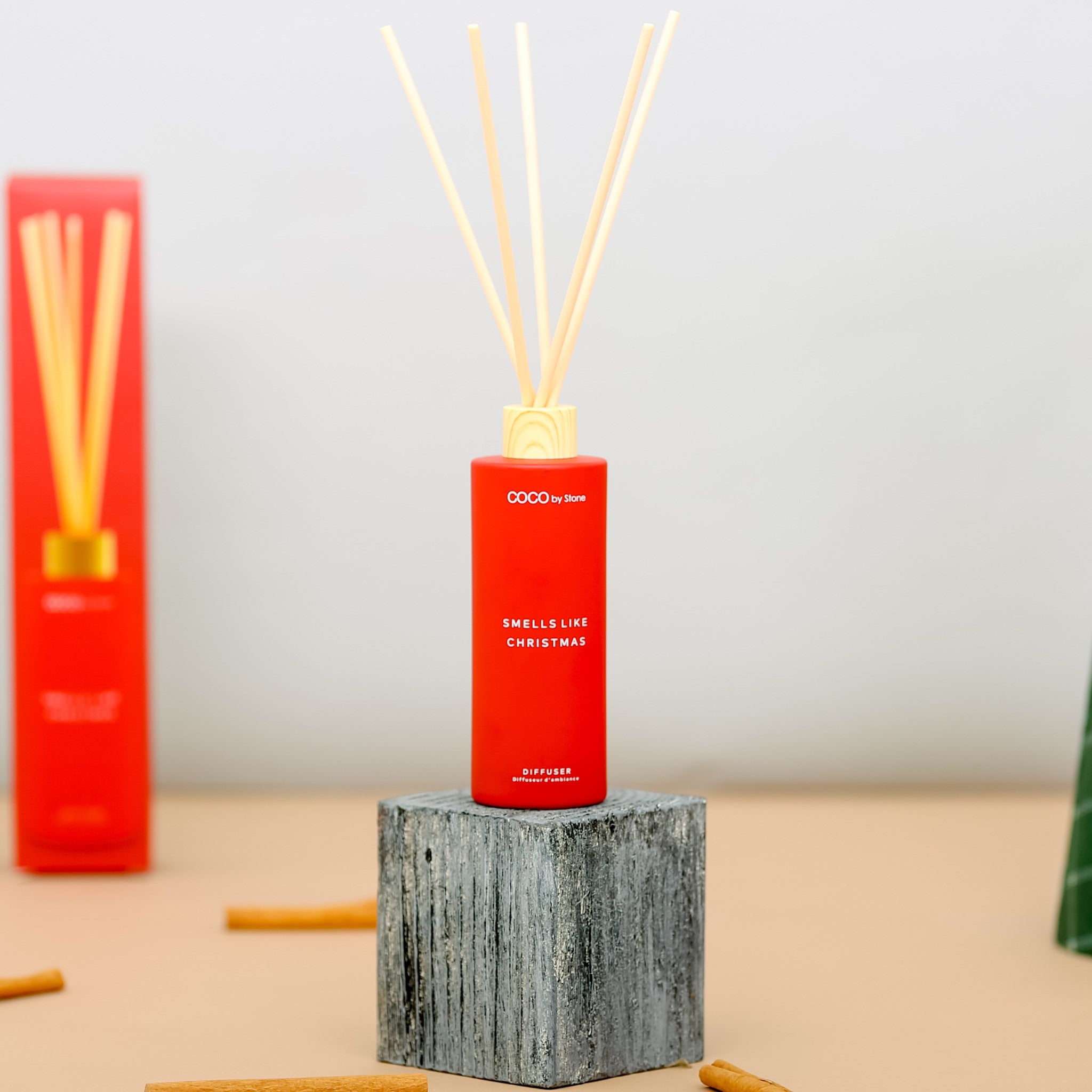 5oz Smells Like Christmas Reed Diffuser