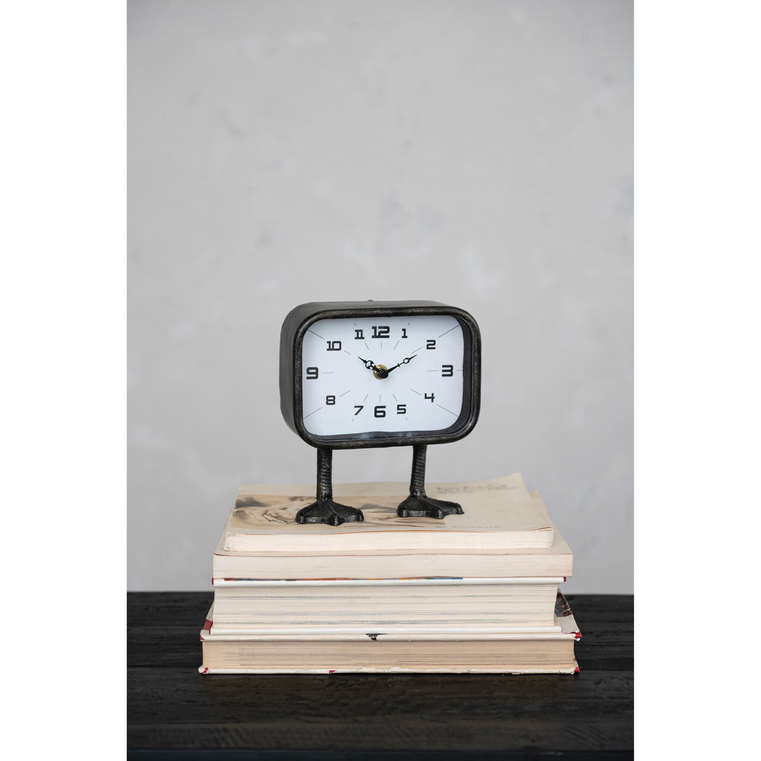 Duck feet table clock