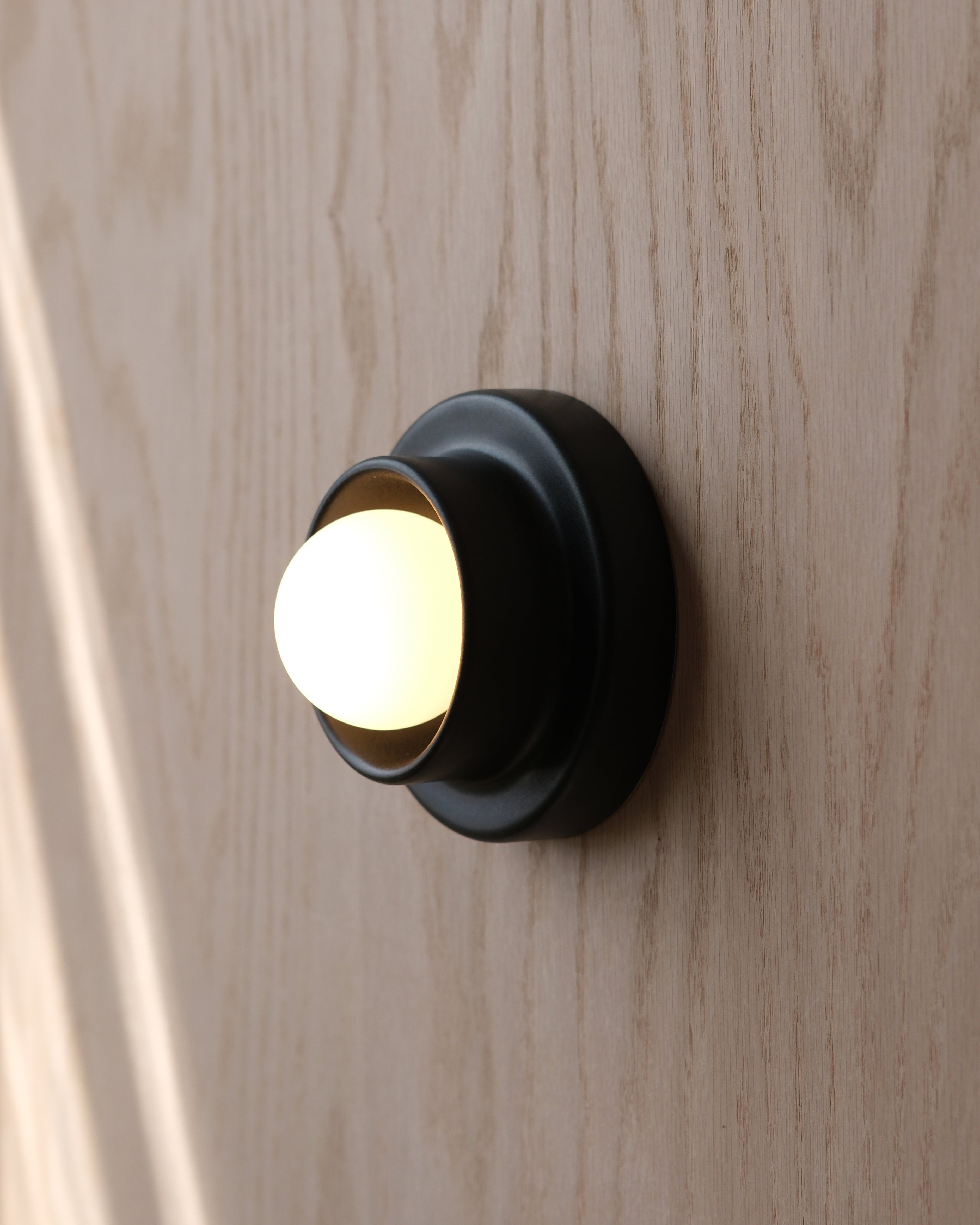 Q Sconce