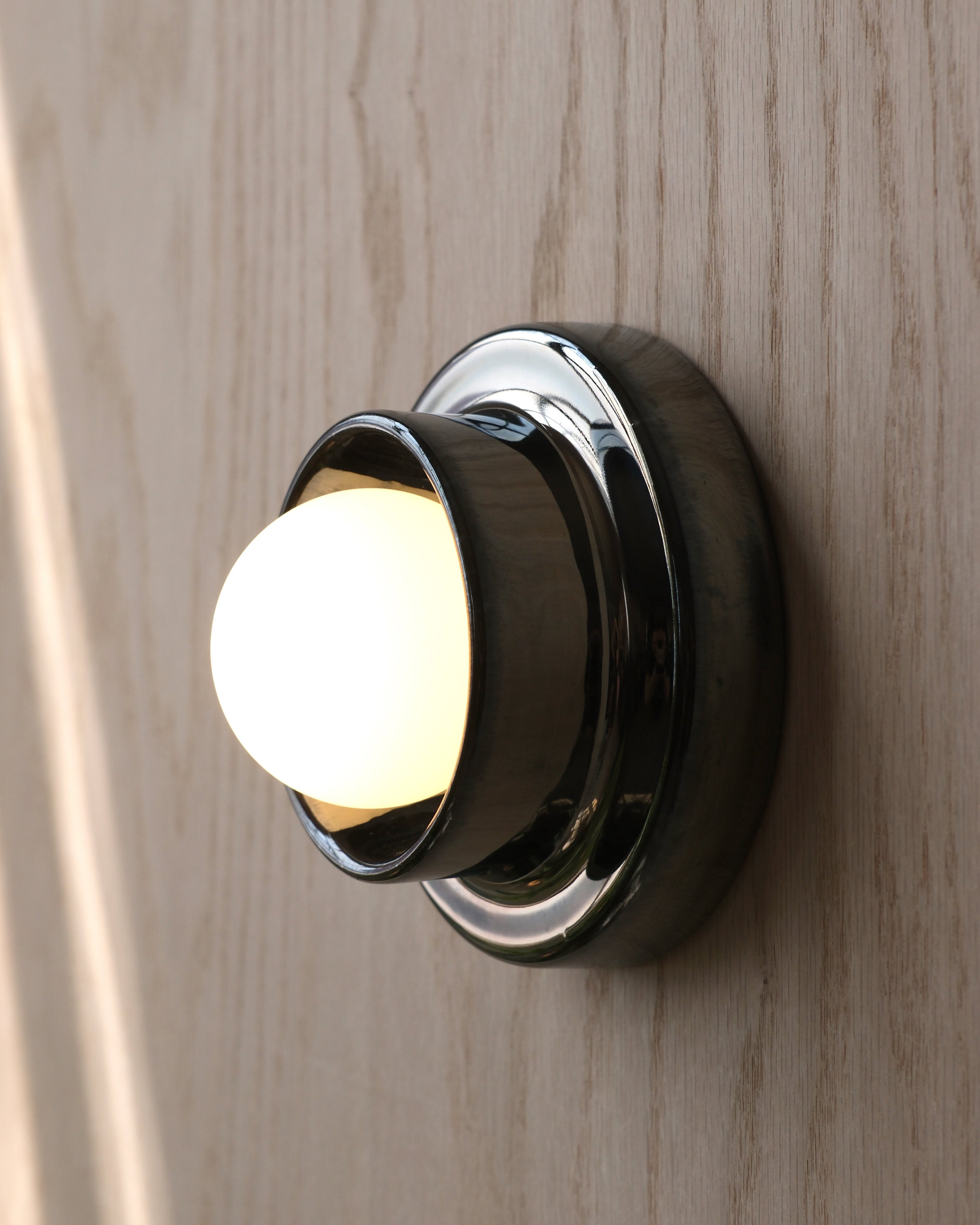 Q Sconce