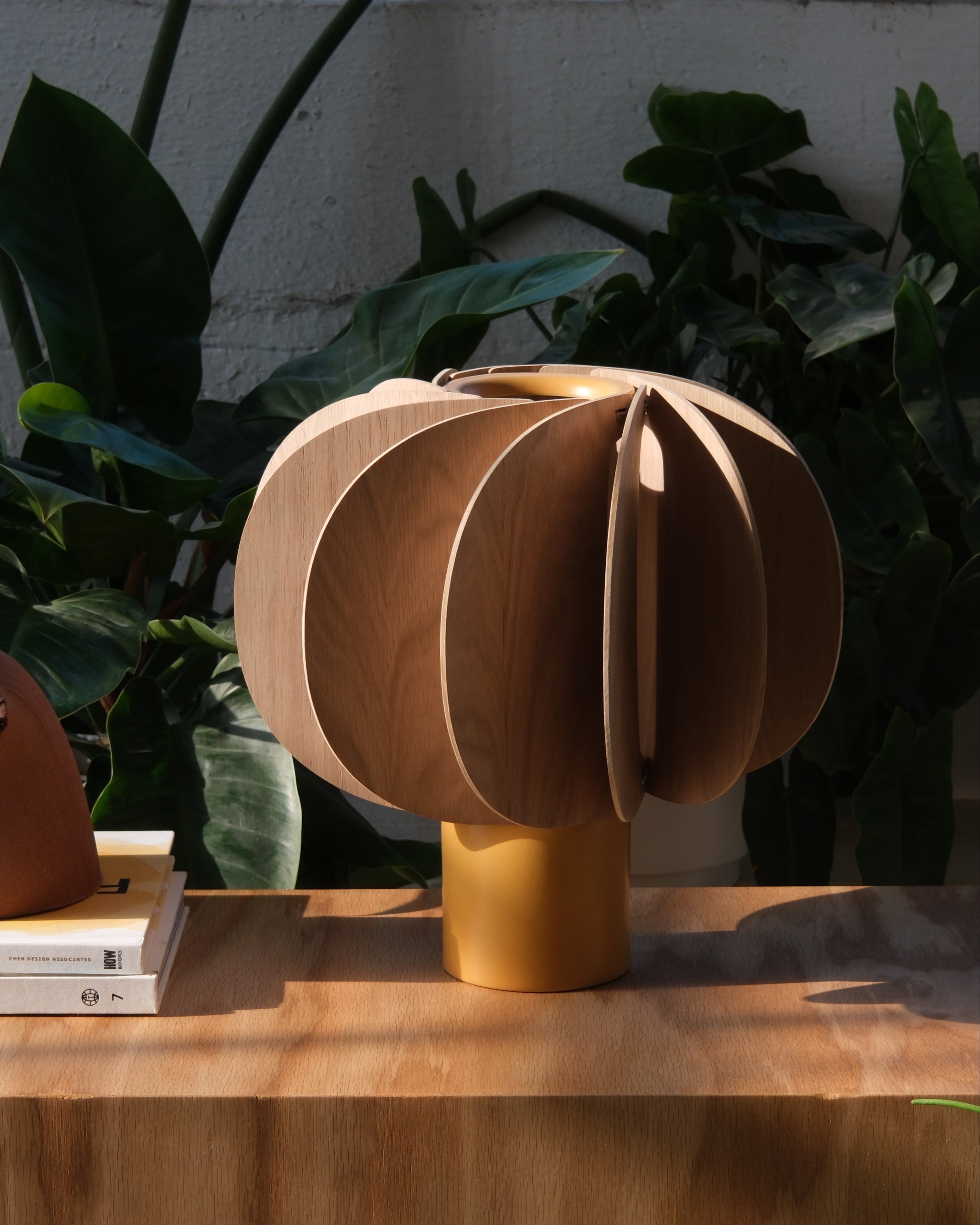 Fin Table Lamp