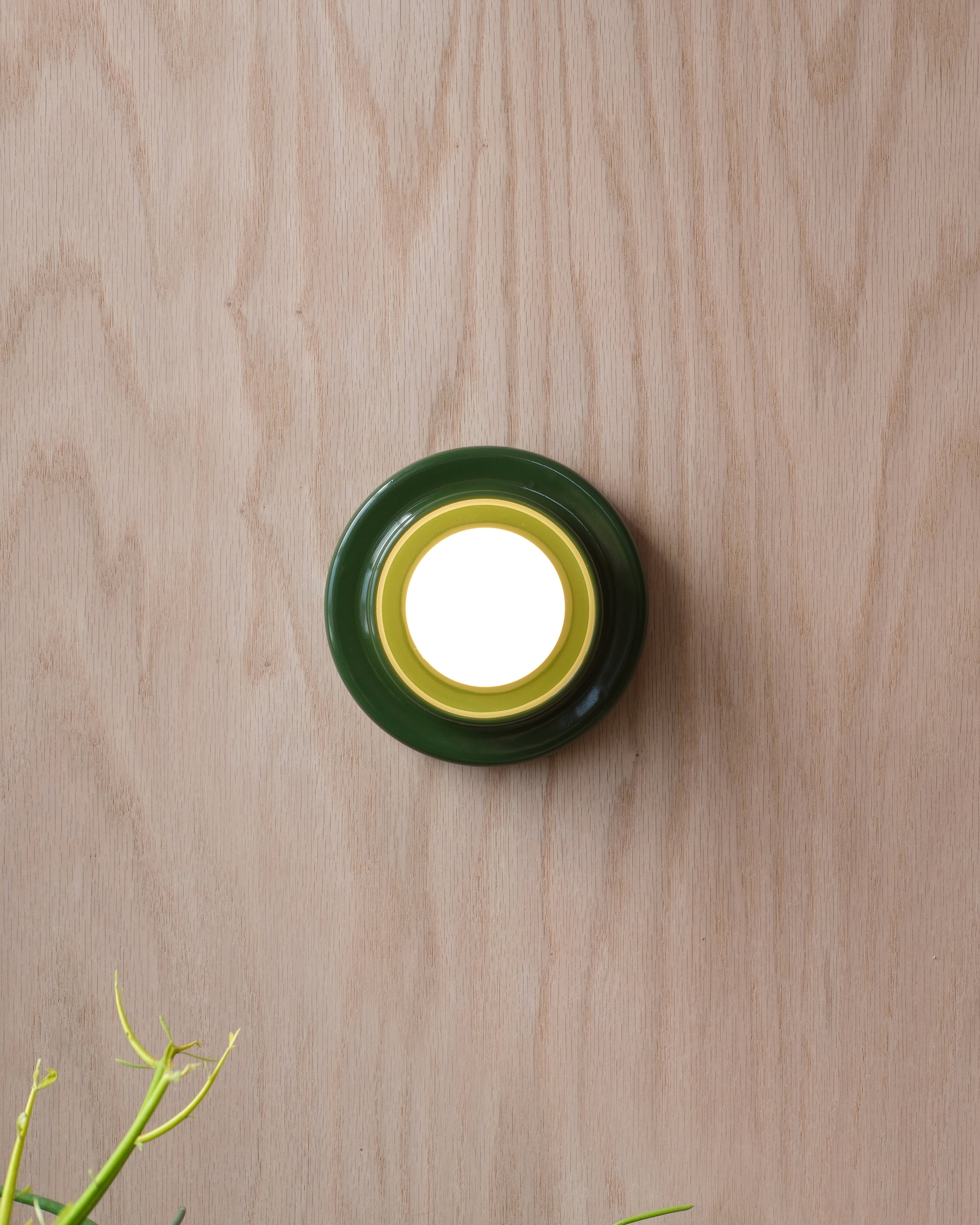 Q Sconce