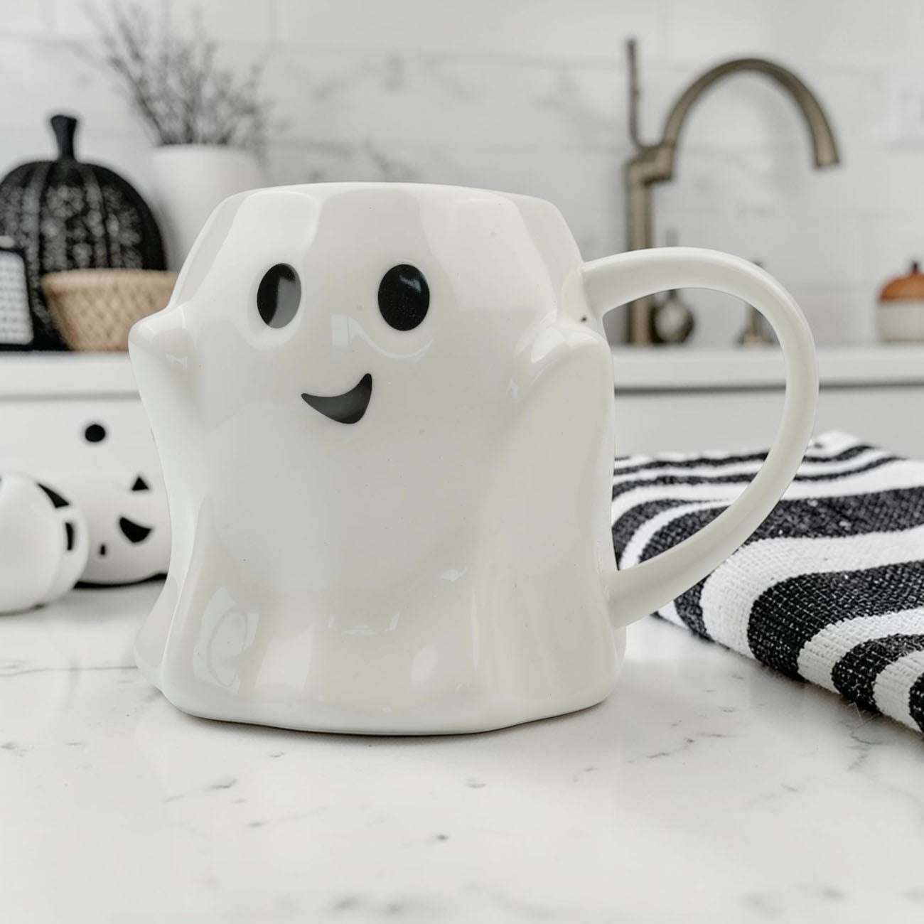 Ghost Mug — 14.8 oz