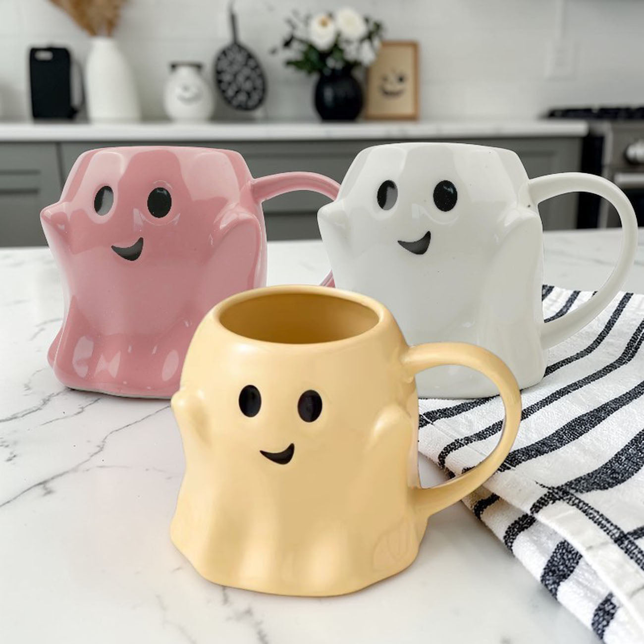 Ghost Mug — 14.8 oz