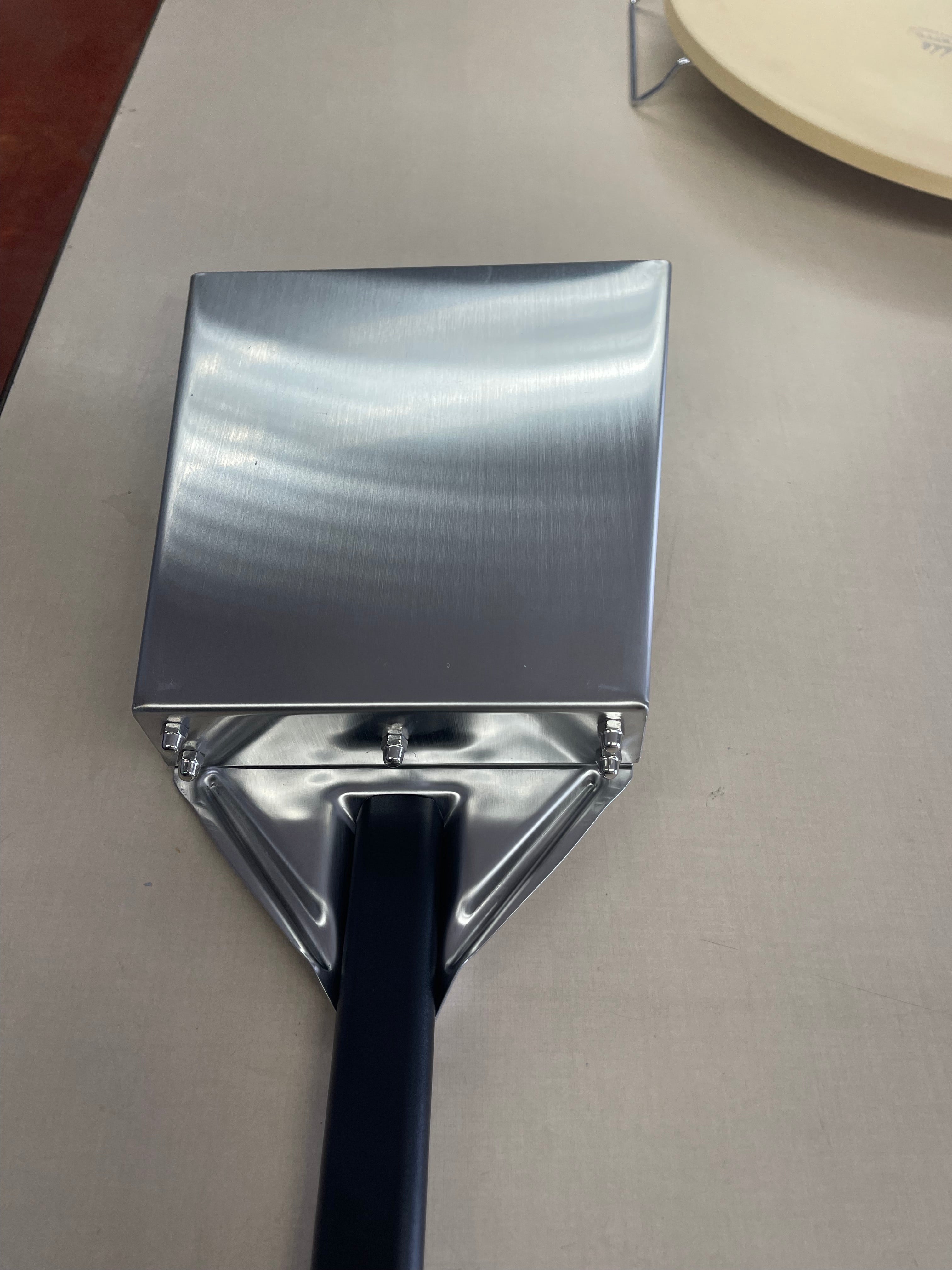 WPPO Ash Shovel with Black Alumina Handle,