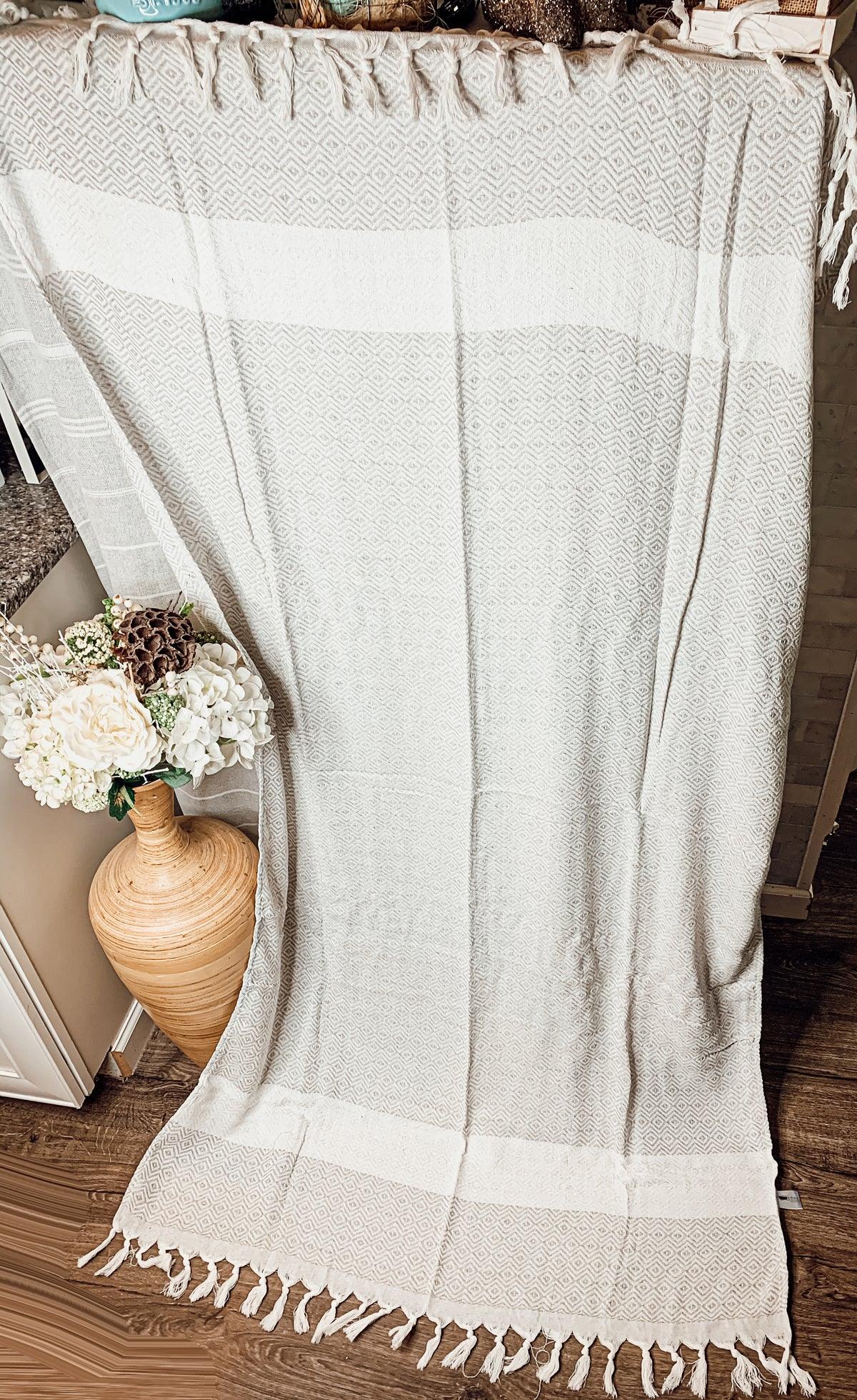 Haley Diamond Turkish Cotton Towel — 200 GSM