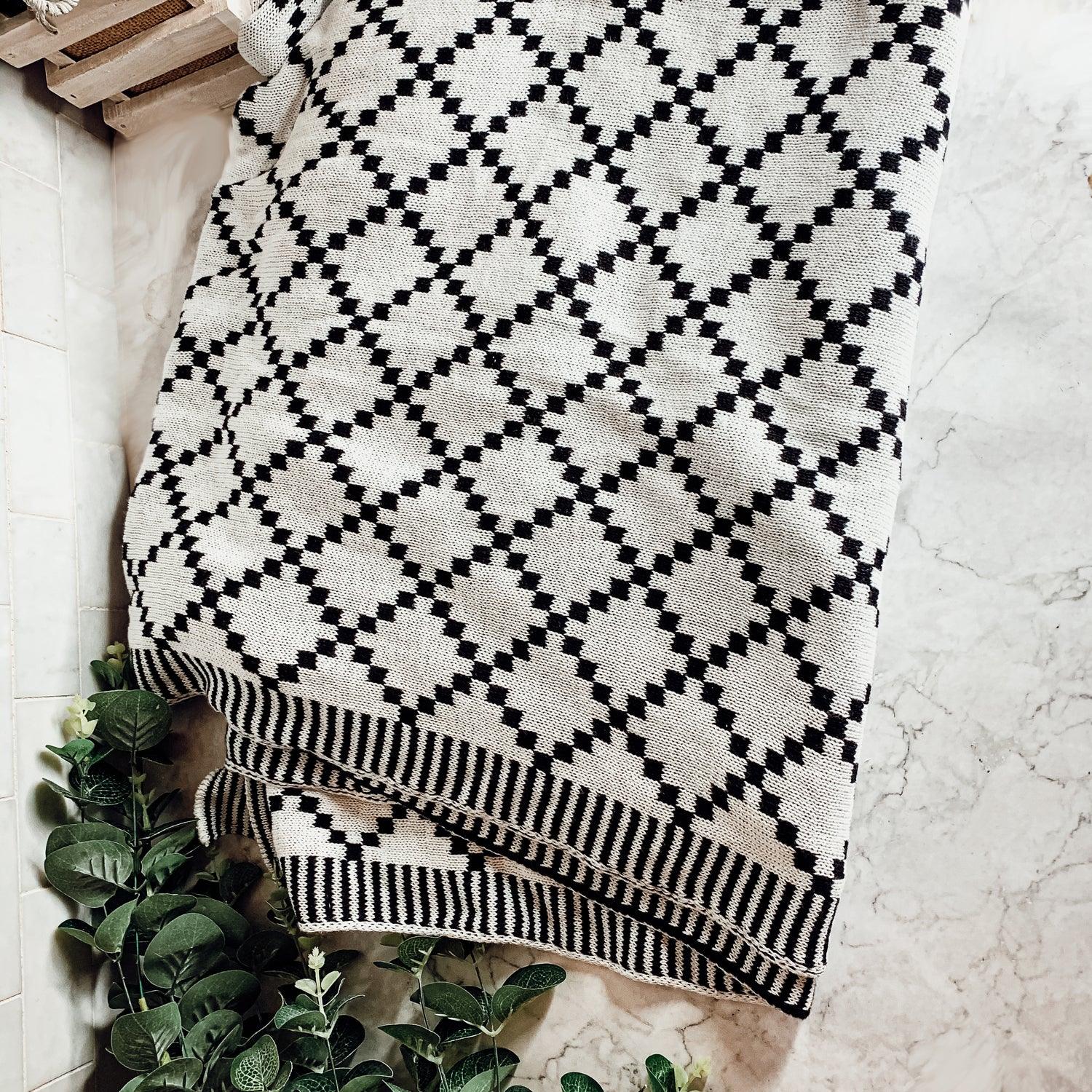 Geo Double-Sided Cotton Throw Blanket