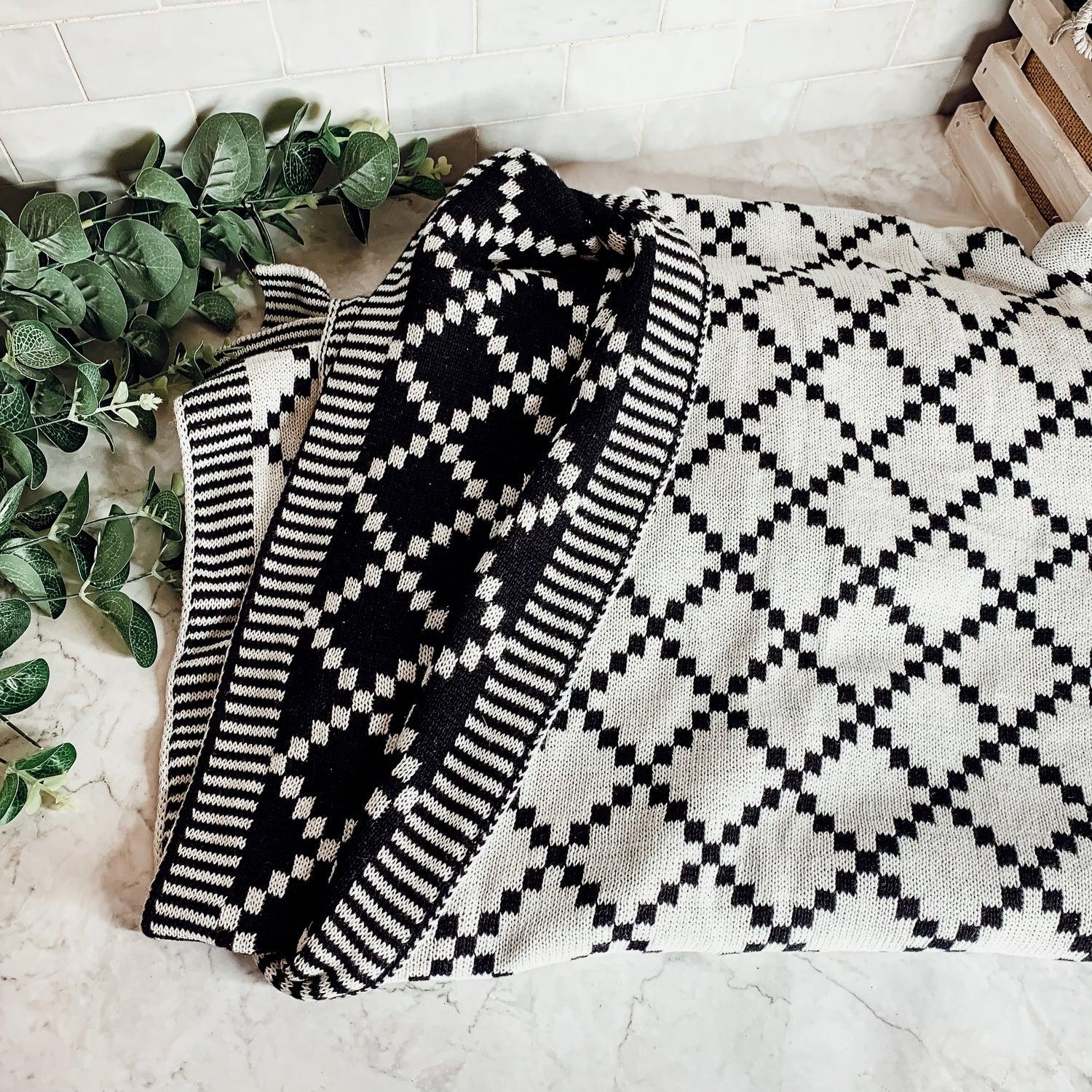 Geo Double-Sided Cotton Throw Blanket