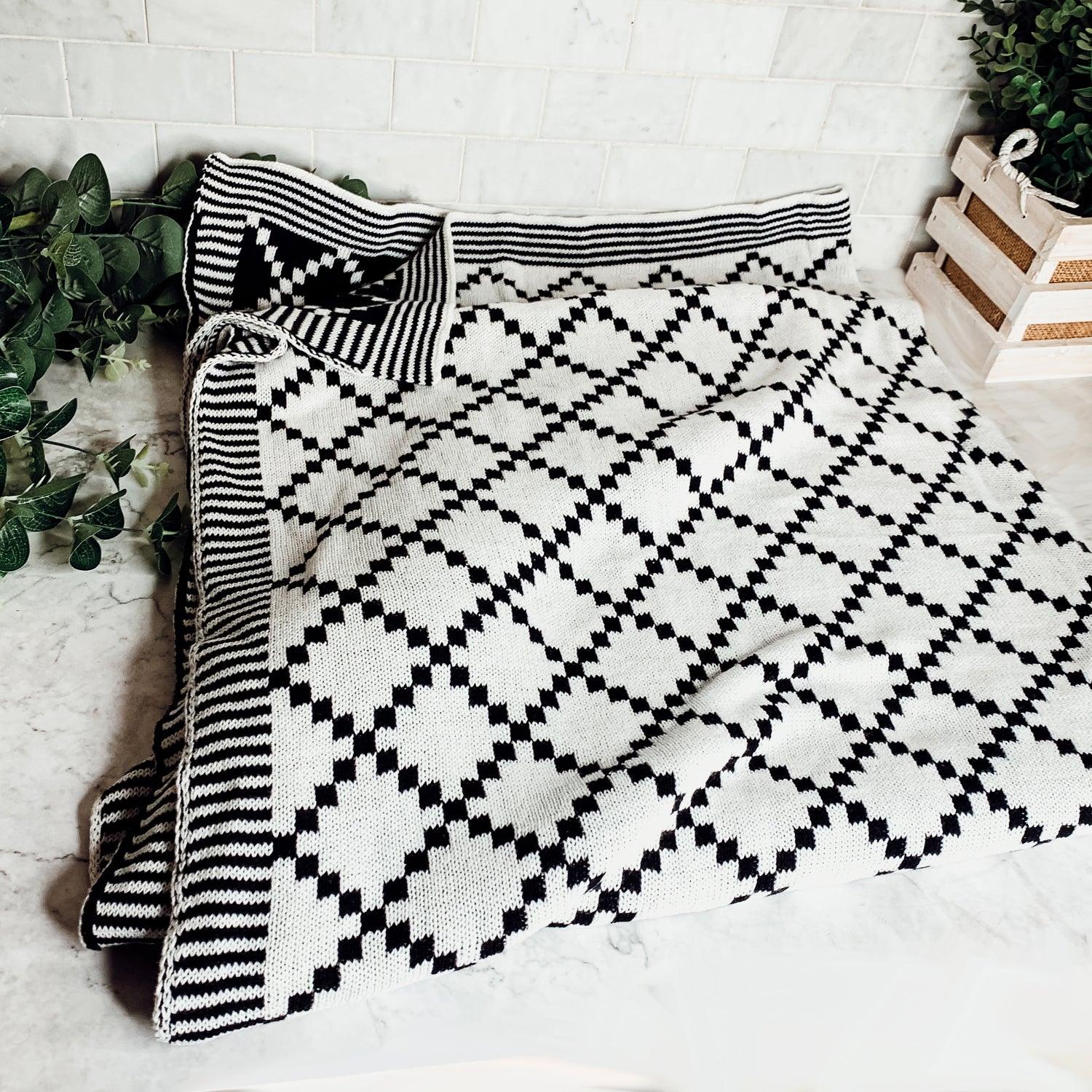 Geo Double-Sided Cotton Throw Blanket