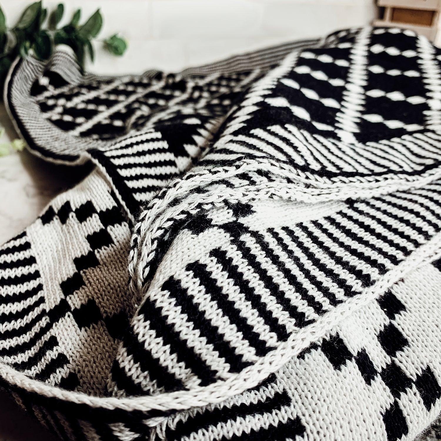 Geo Double-Sided Cotton Throw Blanket