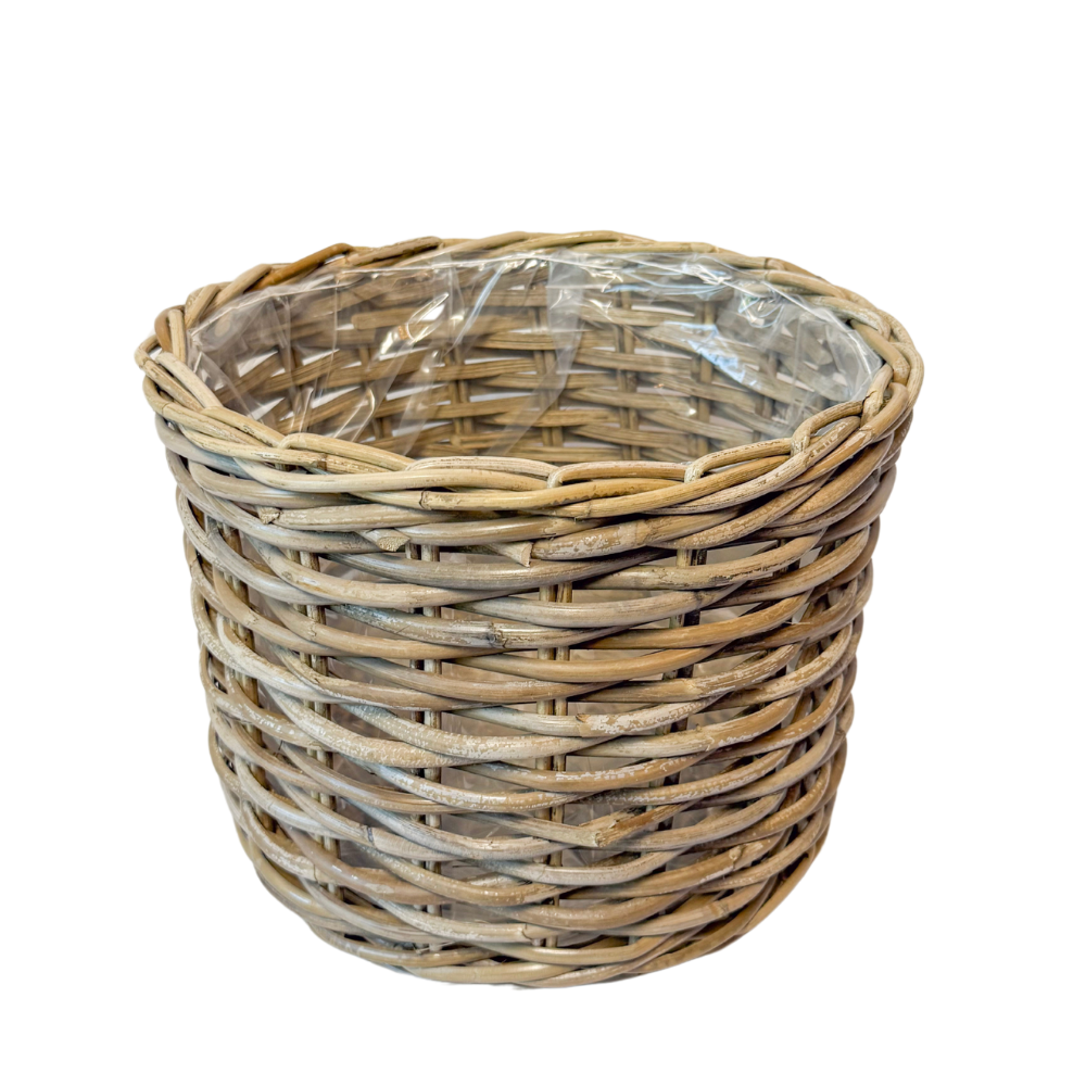Rattan planter basket with plastic liner for potted plants