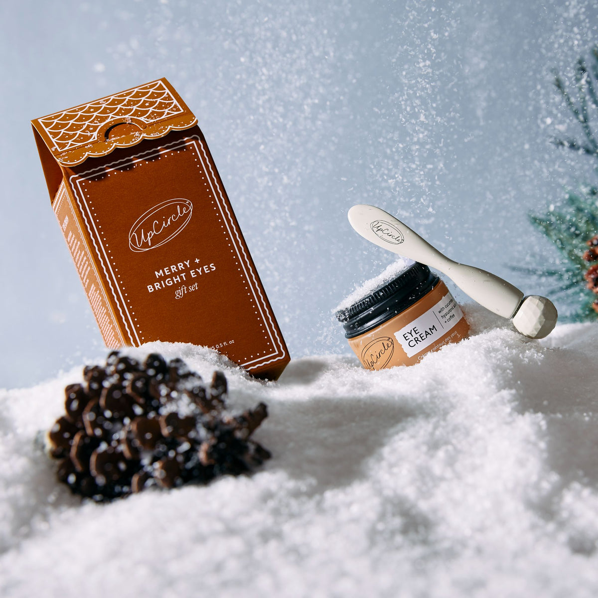 UpCircle Merry + Bright Eyes Gift Set