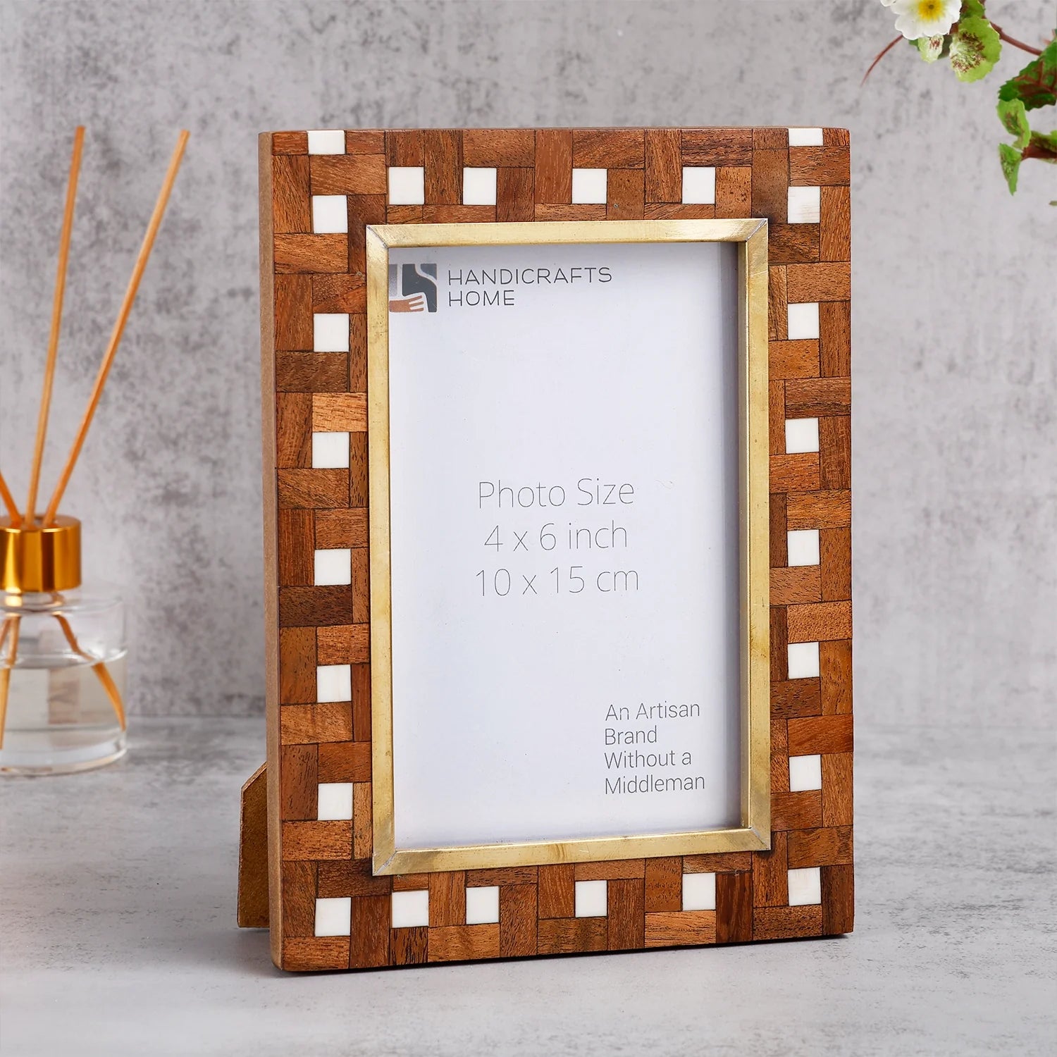 Picture Frame Halo Parquet Collection Brass, Resin & Wood Inlay Brown & White – 4x6 & 5x7"