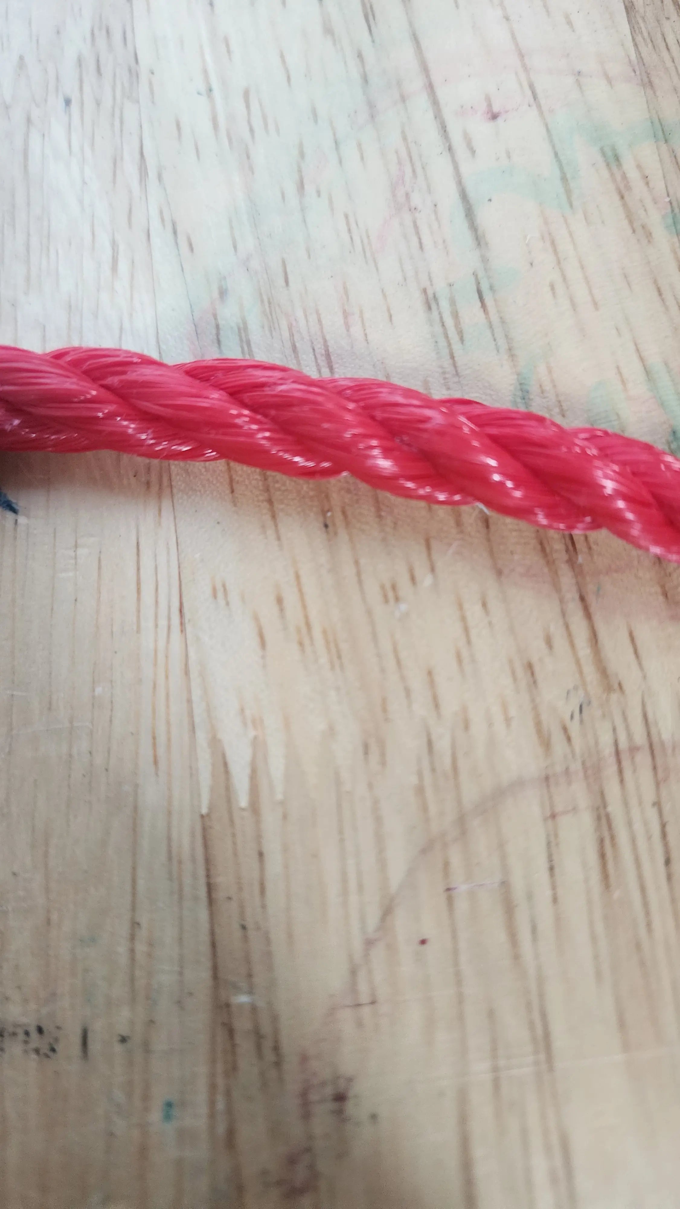 Solid color rope basket