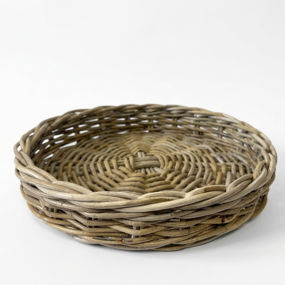 Charleston wide round rattan tray