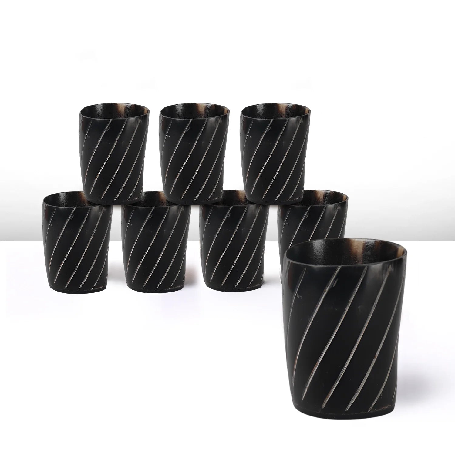 Twist pattern real buffalo horn whiskey cup set