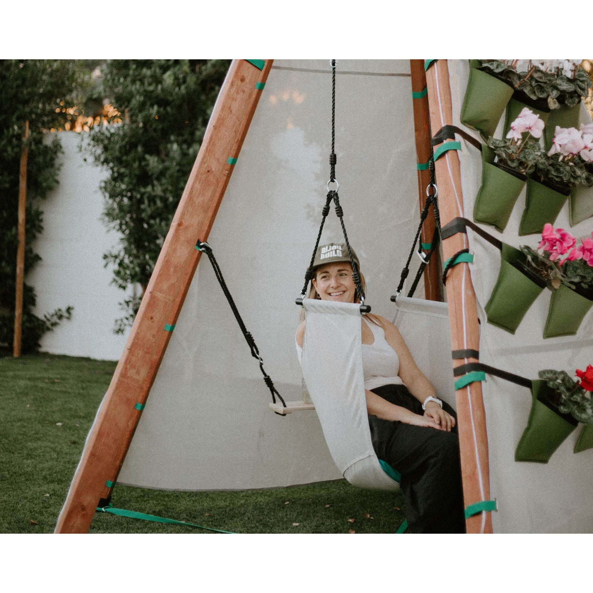 Bijou Sway Swing