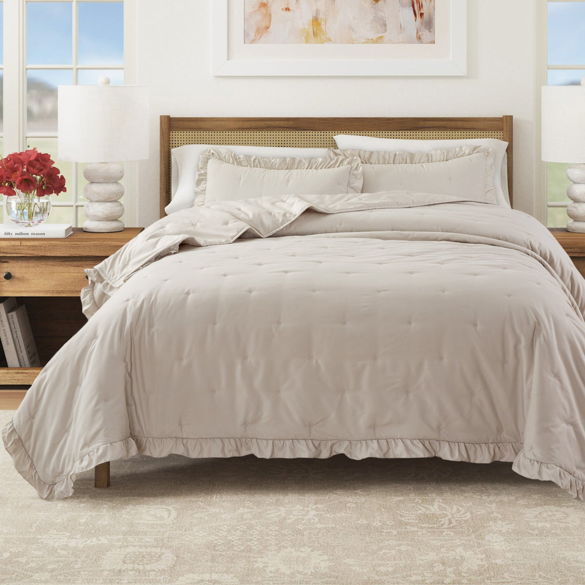 Dot Ruffled Stitched Quilt Set