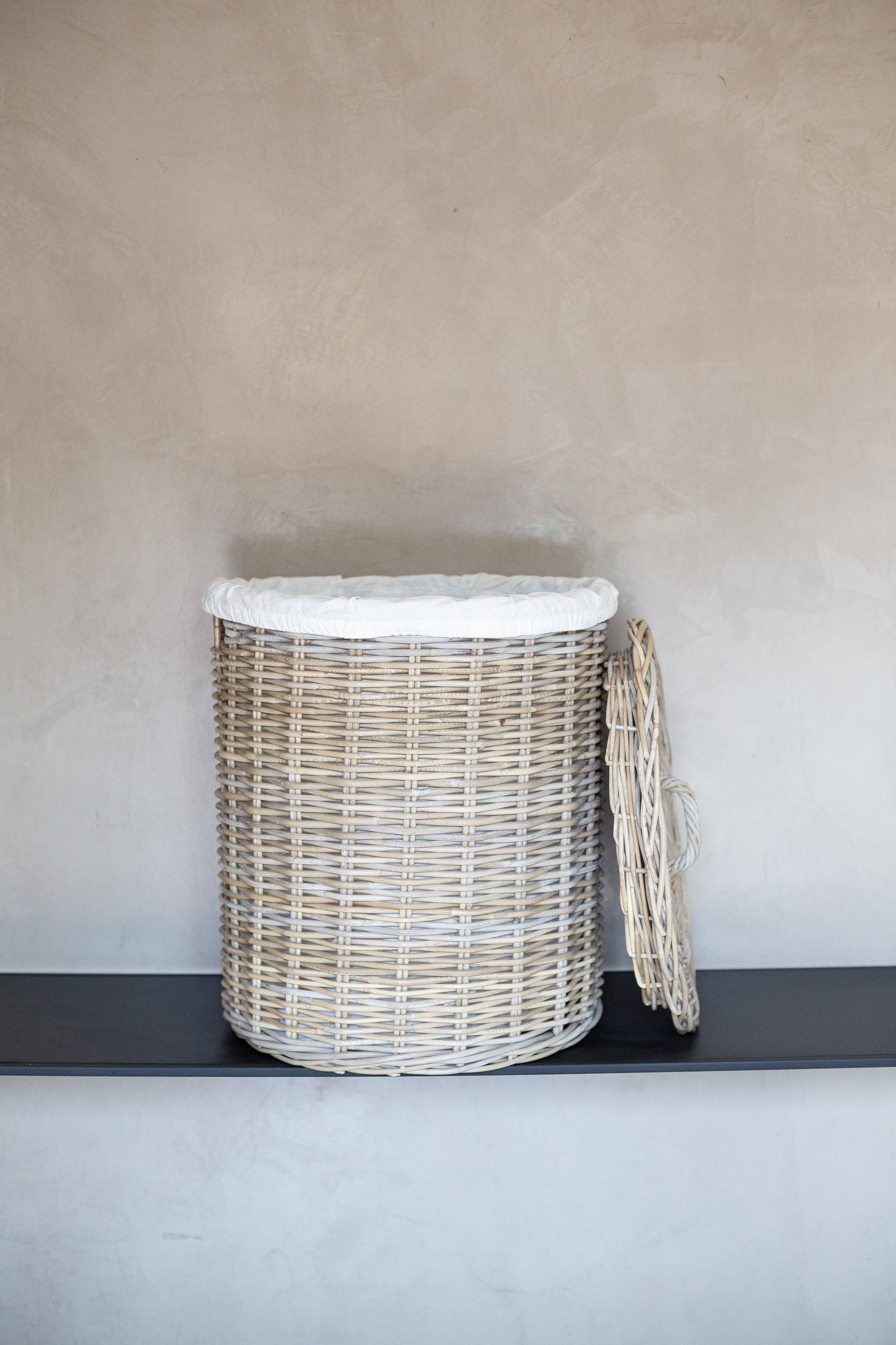 Rattan Laundry Basket with Lid + Inner Bag