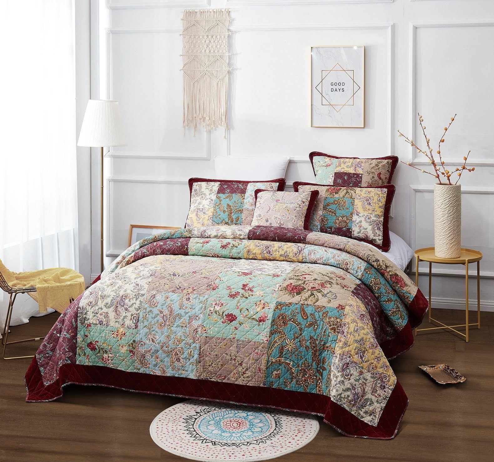 DaDa Bedding Burgundy Paisley Patchwork Cotton Quilt Set