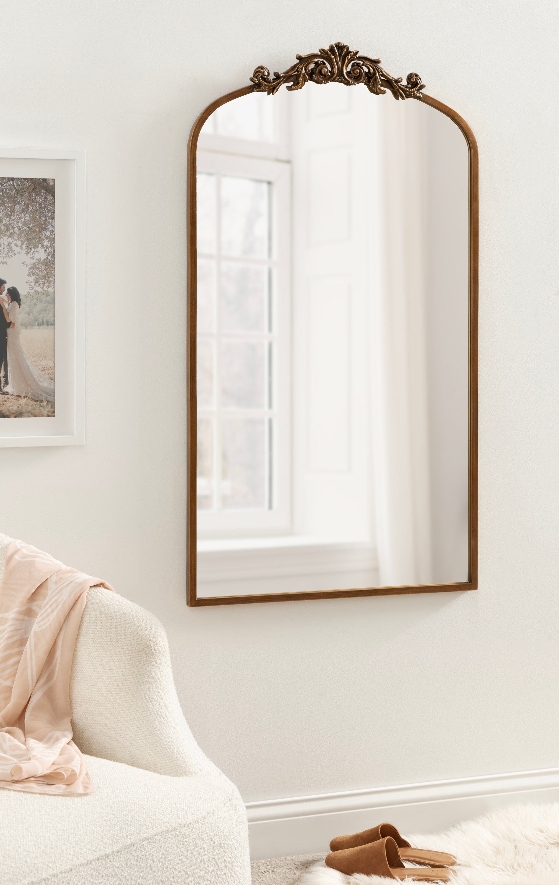 Arendahl Traditional Arch Mirror – alternate product view