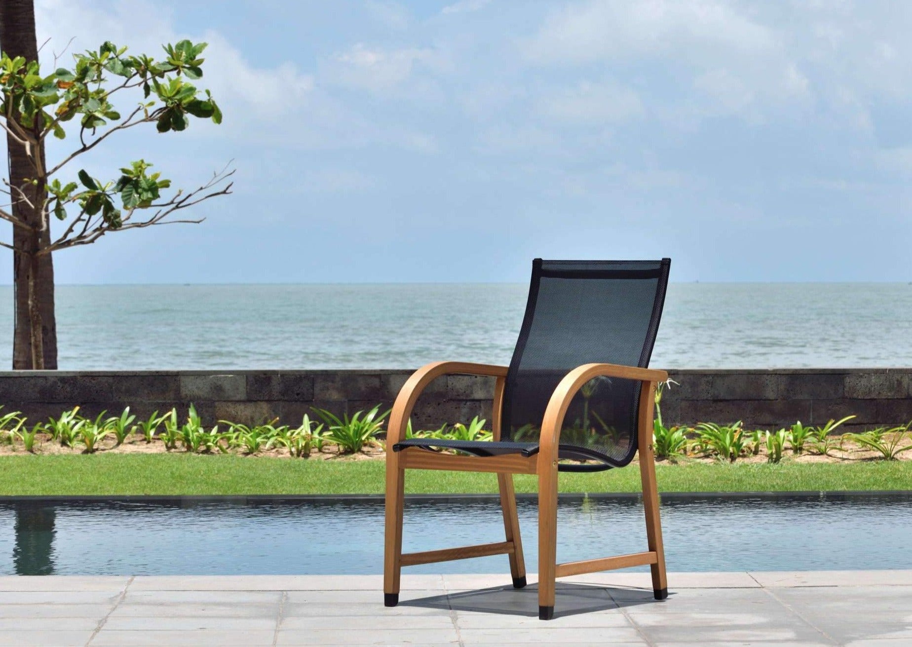 Manhattan black outdoor armchairs four-piece set