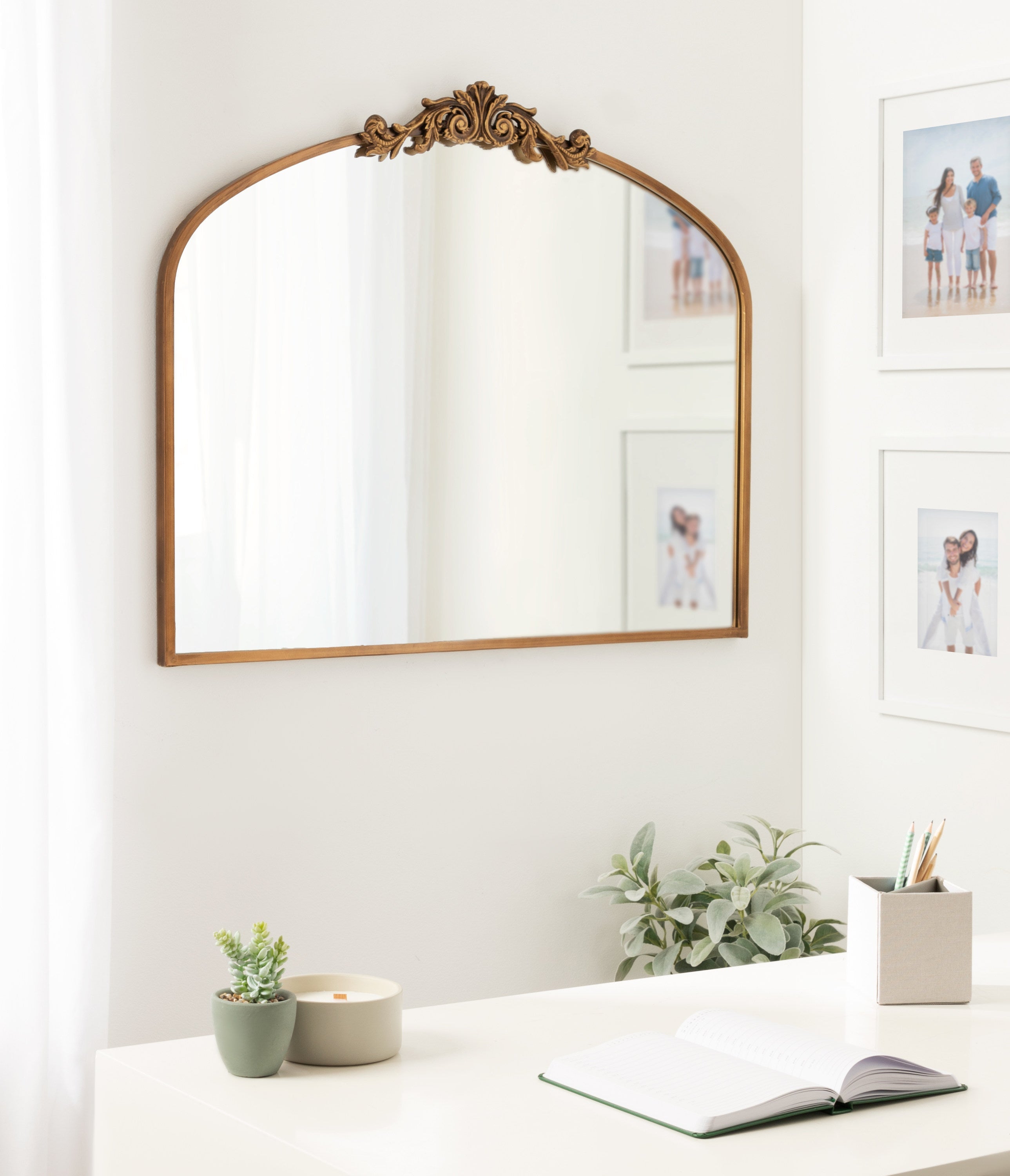 Arendahl Traditional Arch Mirror – alternate product view