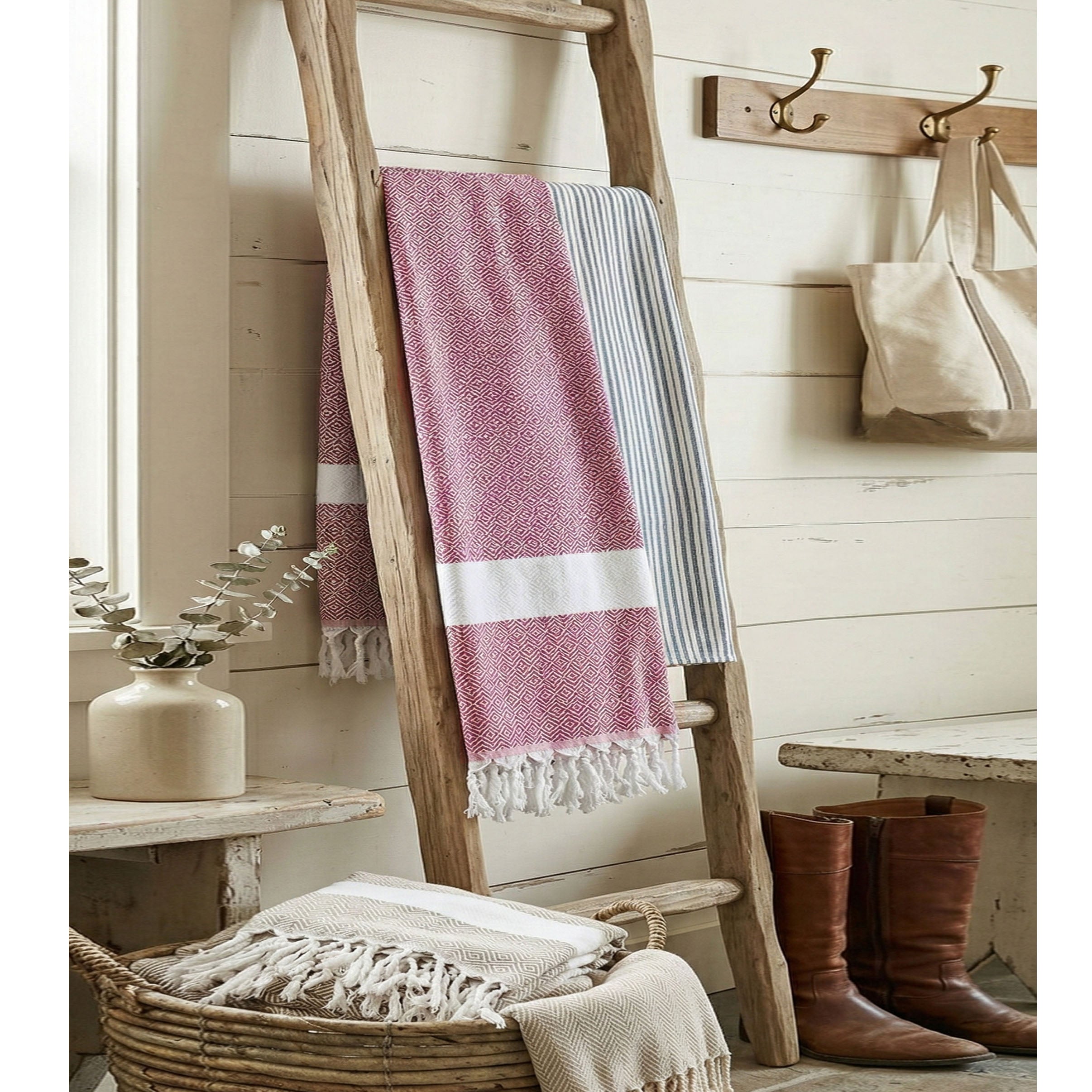 Haley Diamond Turkish Cotton Towel — 200 GSM