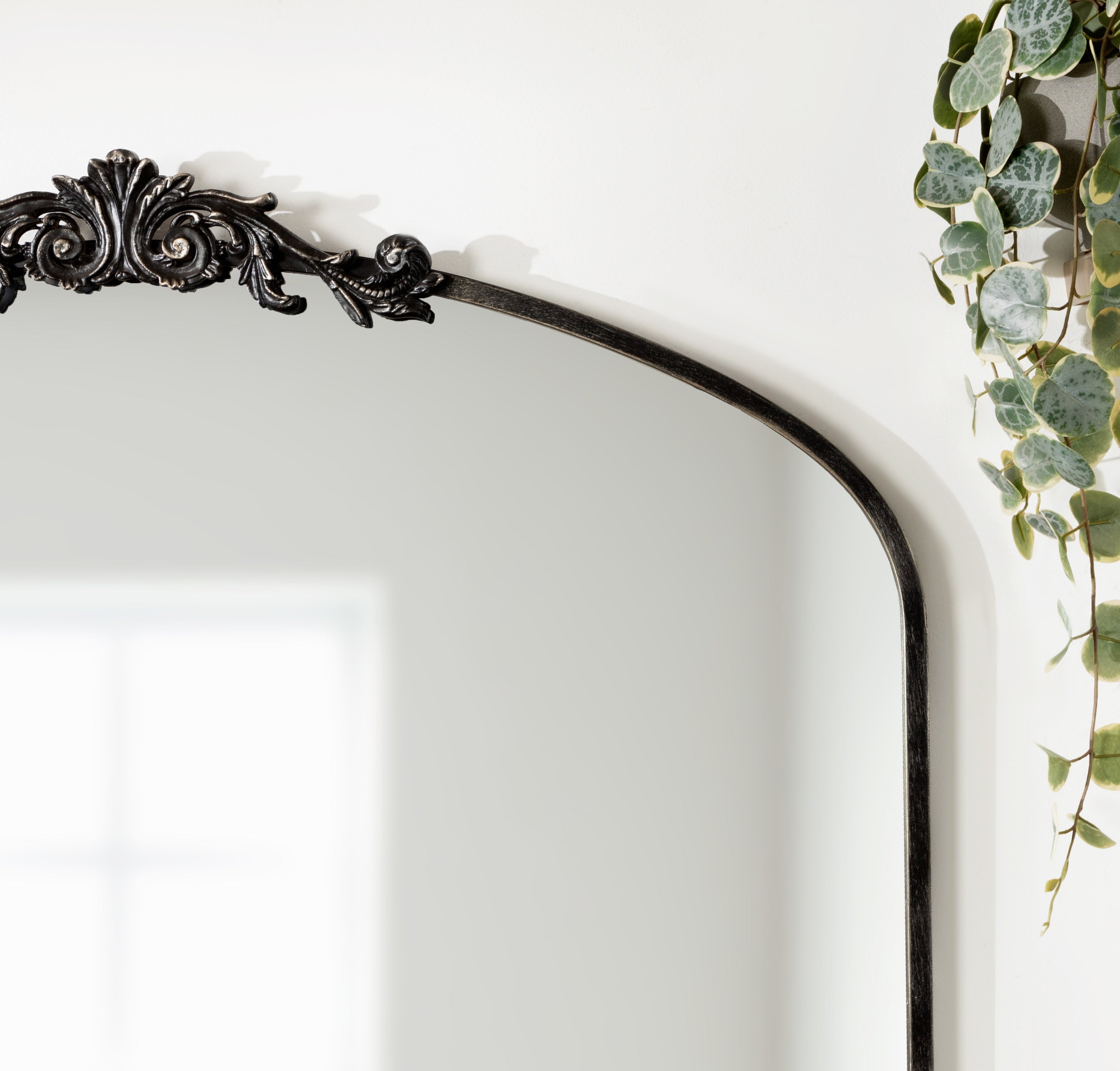 Arendahl Traditional Arch Mirror – alternate product view