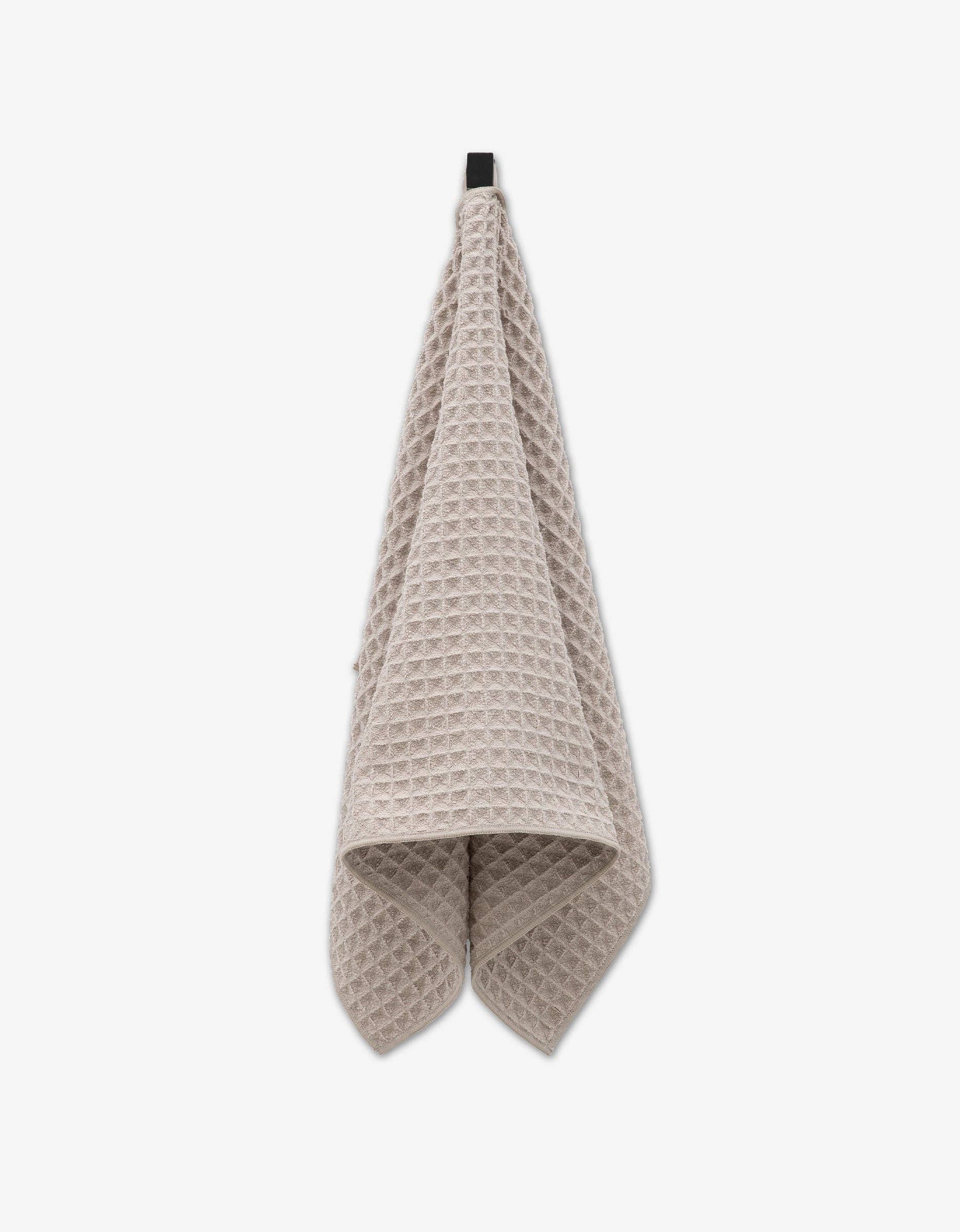 Geometry waffle bath towel